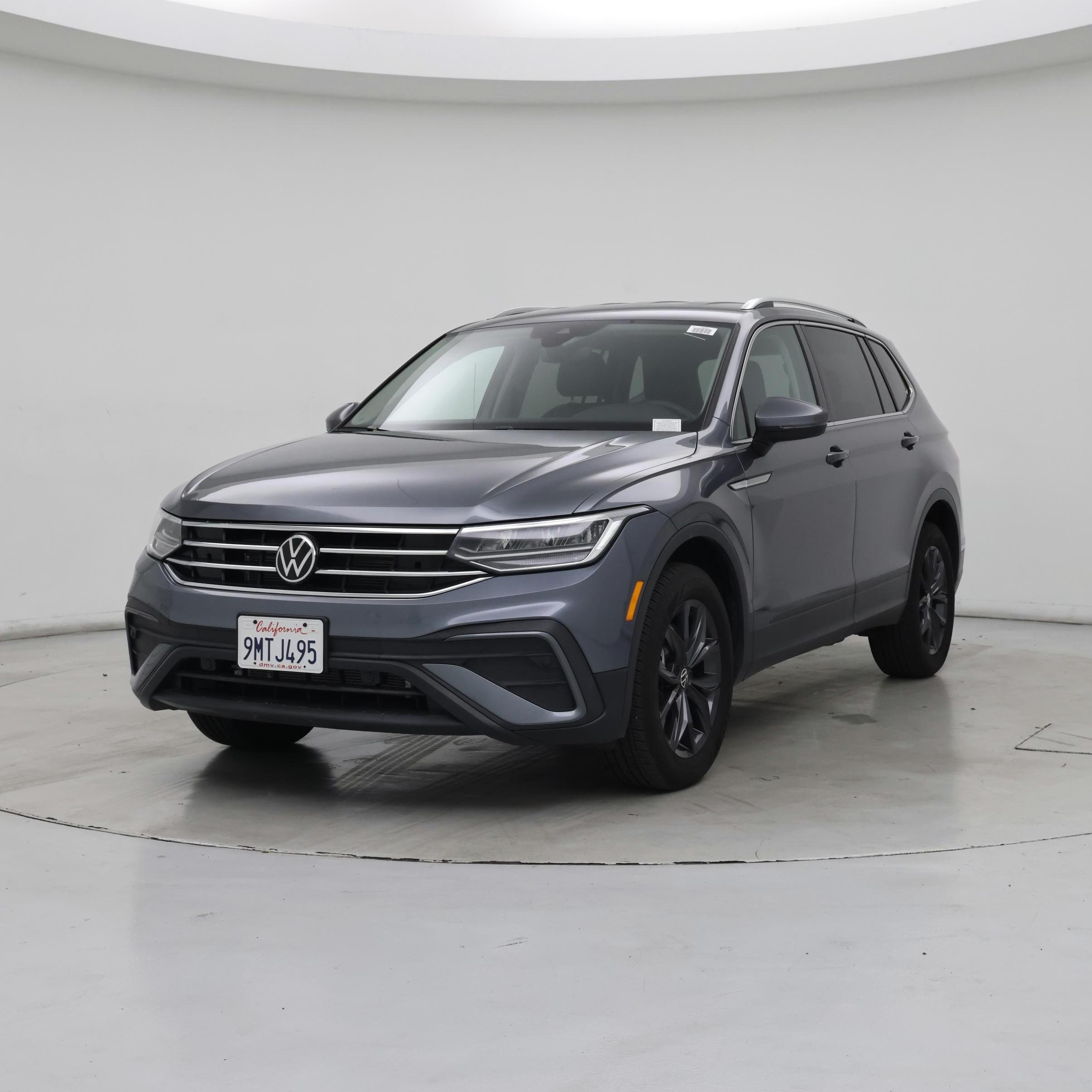 Thumbnail: 2024 Volkswagen Tiguan - 4