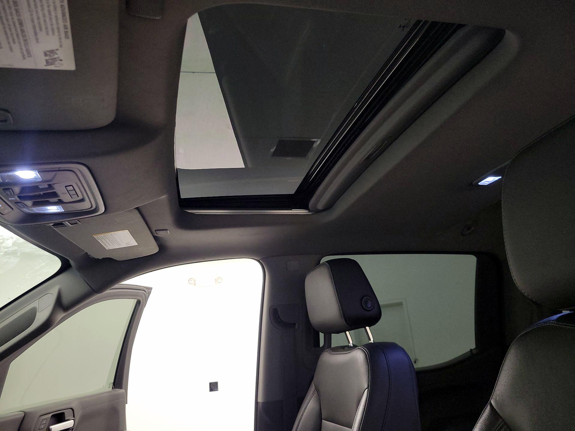 Thumbnail: 2020 Chevrolet Silverado 1500 - 19
