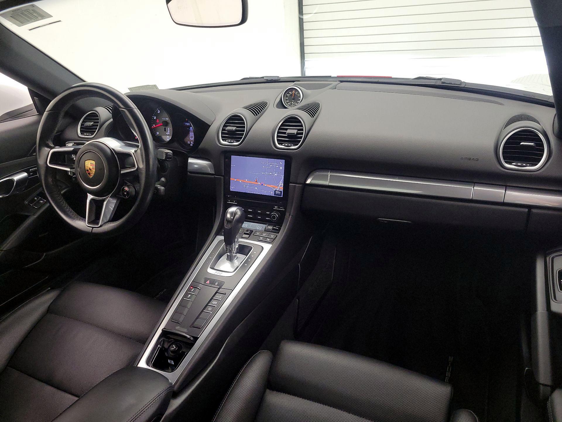 Thumbnail: 2017 Porsche 718 Cayman - 9