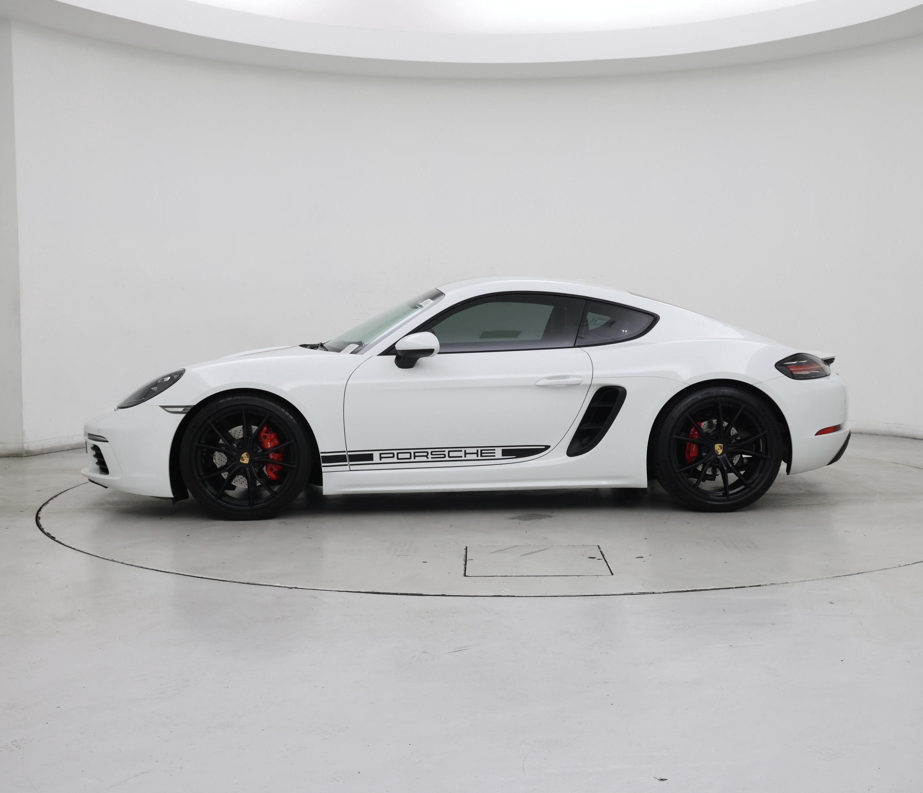Thumbnail: 2017 Porsche 718 Cayman - 3