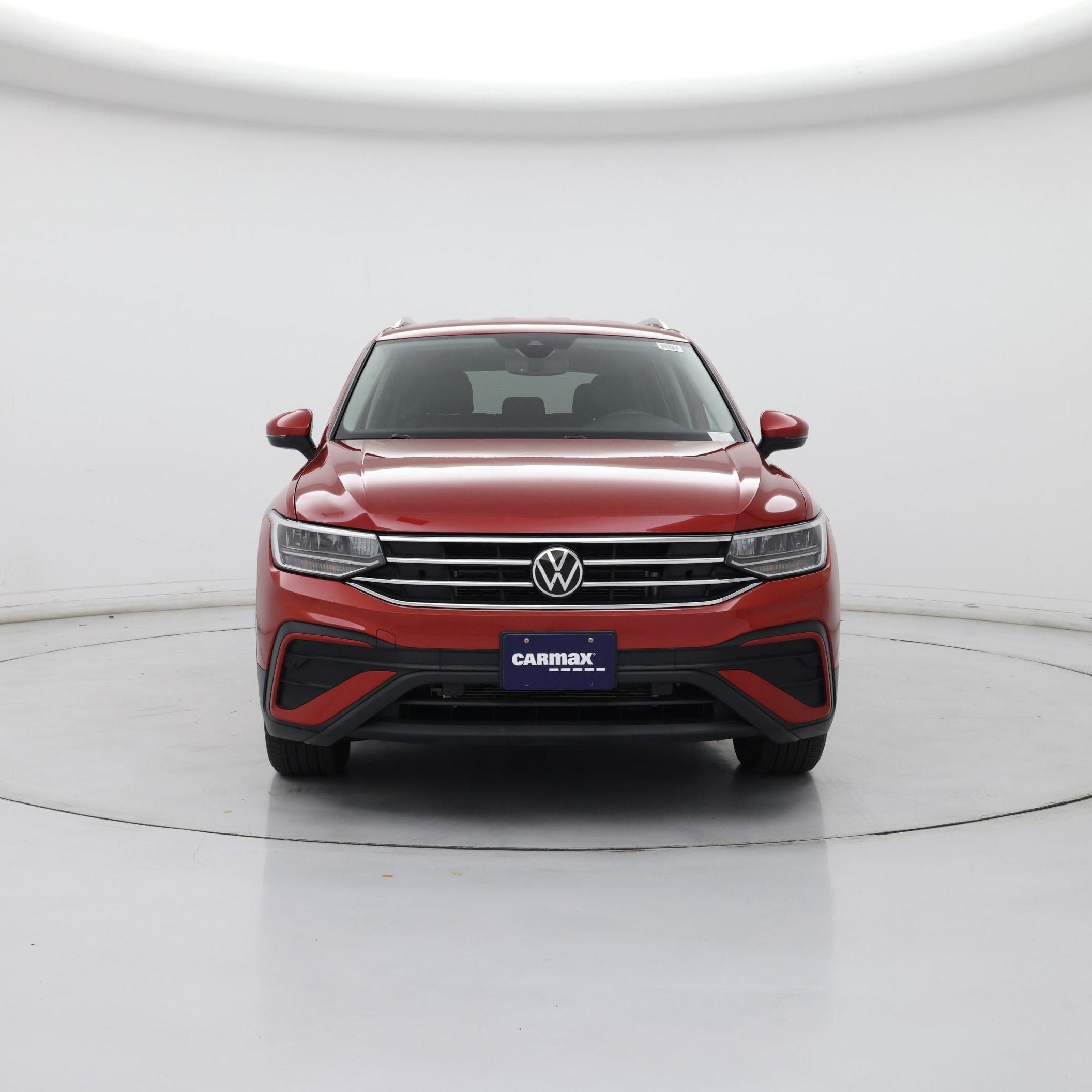 Thumbnail: 2023 Volkswagen Tiguan - 5