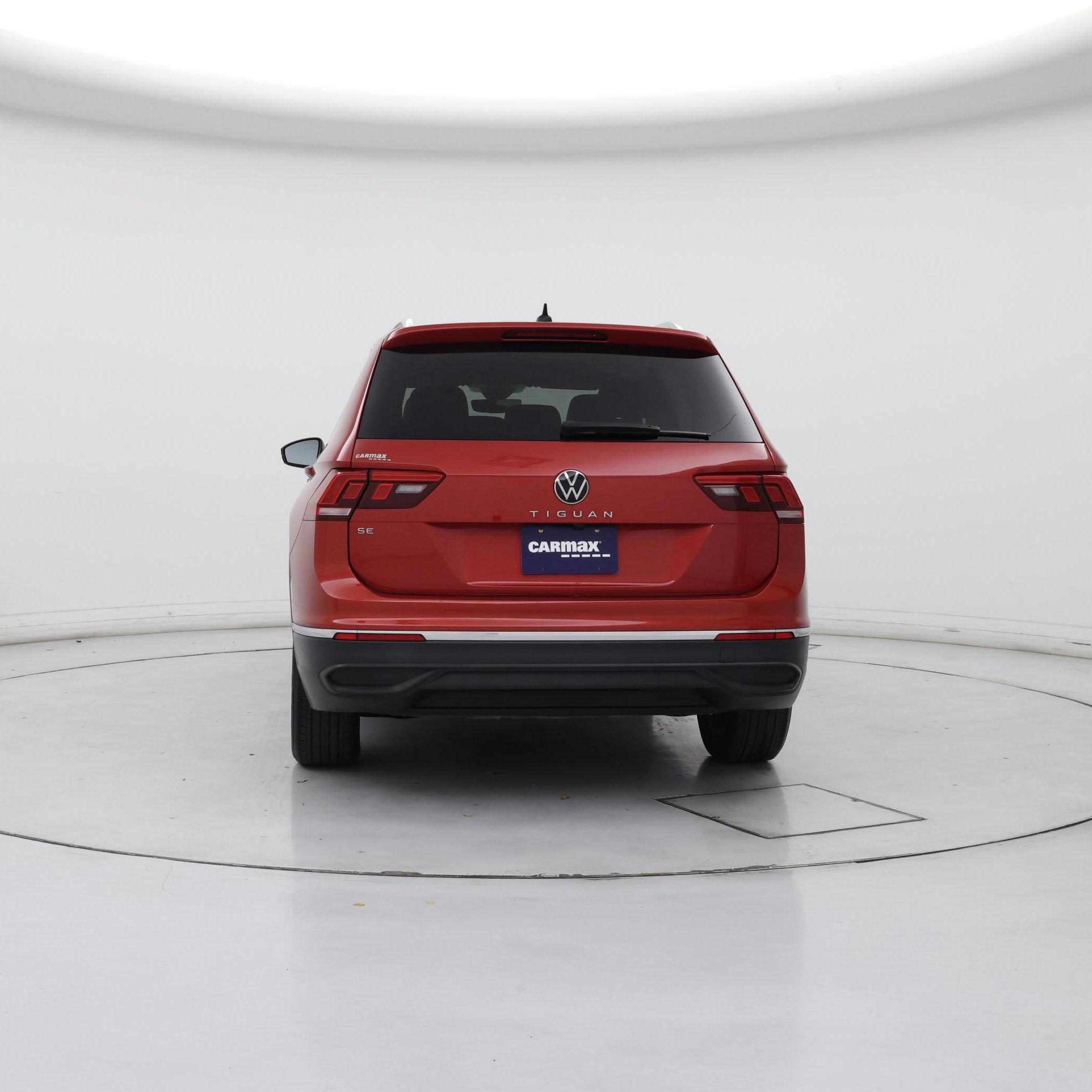 Thumbnail: 2023 Volkswagen Tiguan - 6