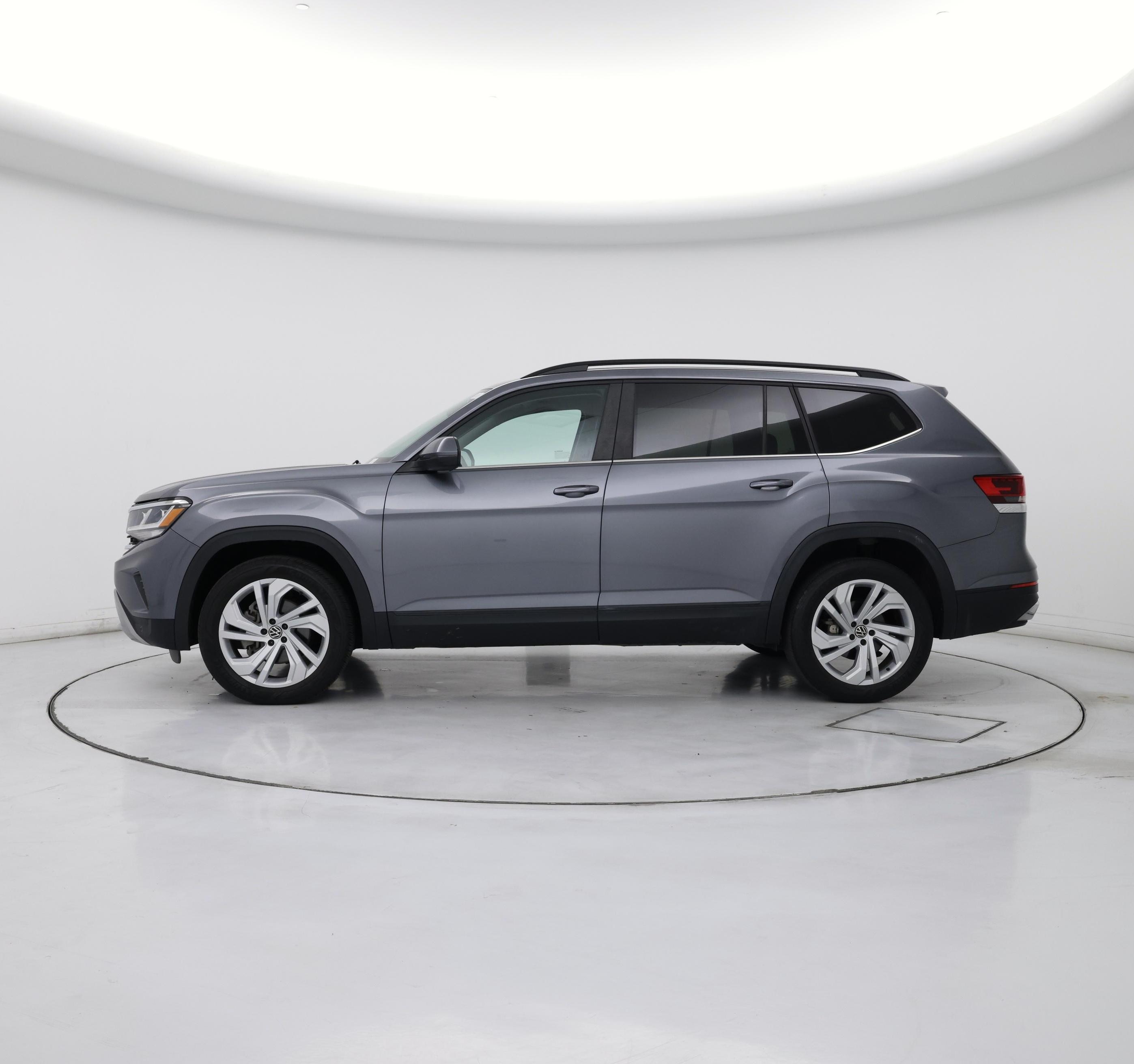 Thumbnail: 2021 Volkswagen Atlas - 3