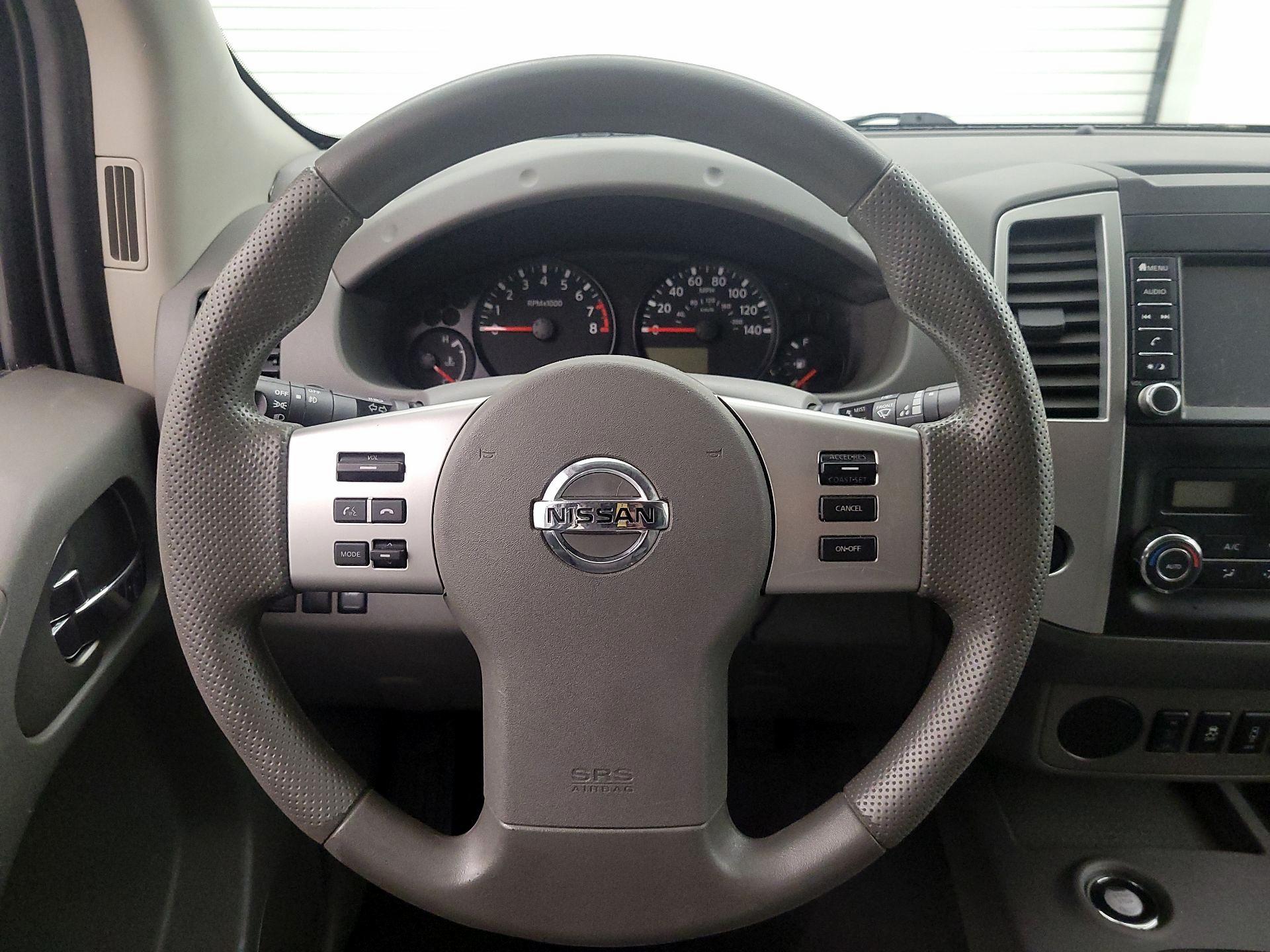 Thumbnail: 2020 Nissan Frontier - 10