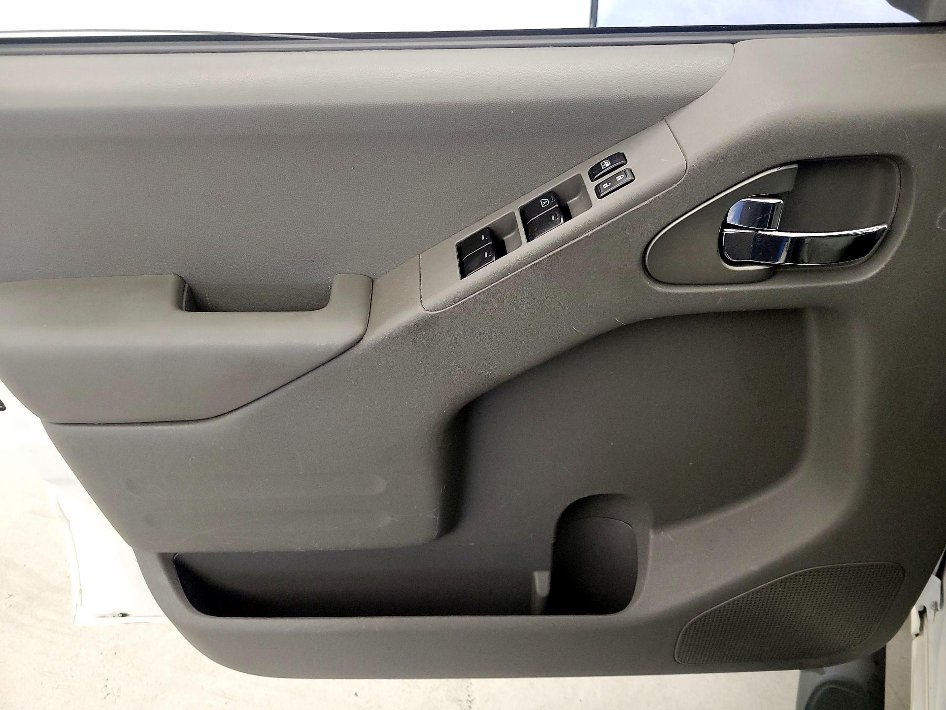 Thumbnail: 2020 Nissan Frontier - 12