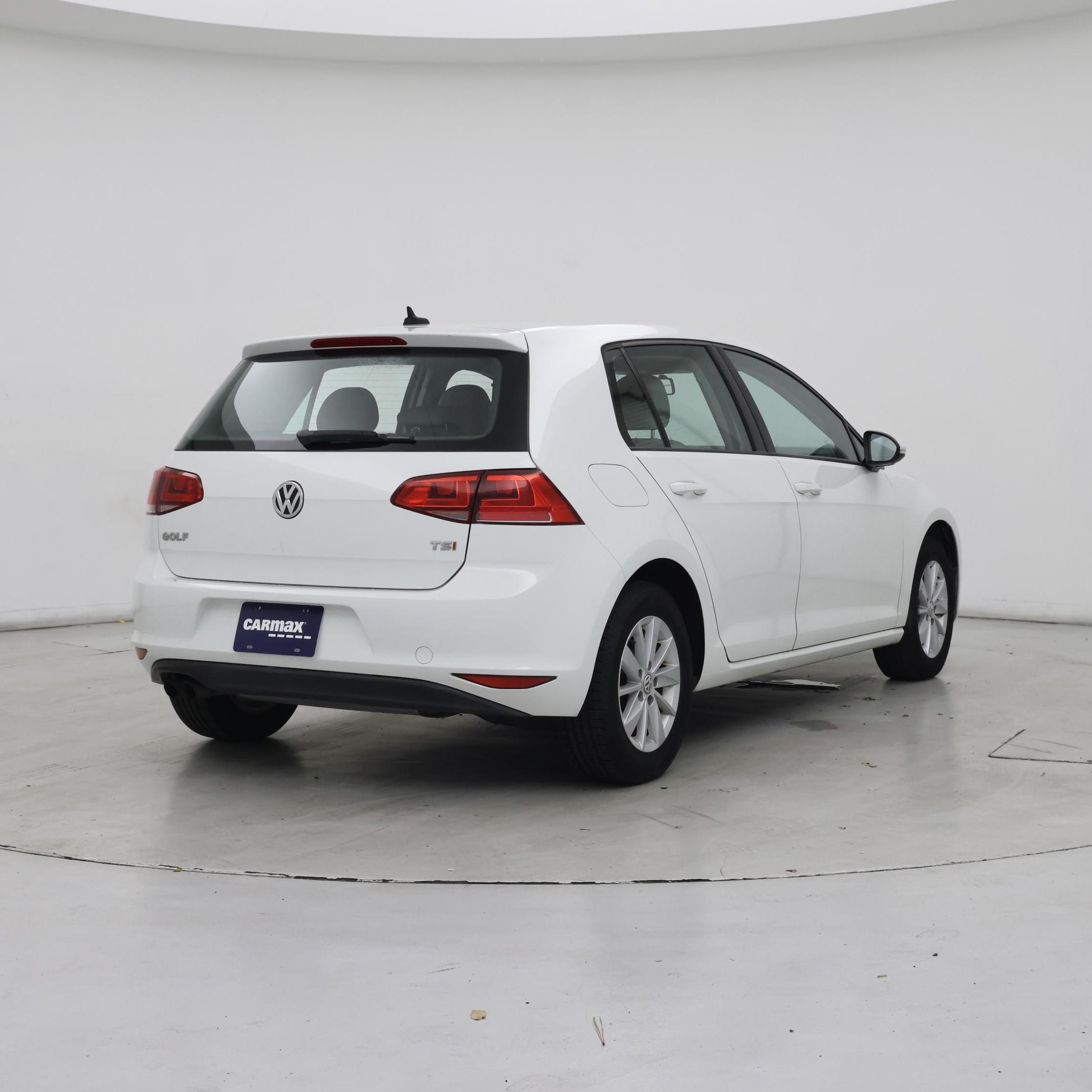 Thumbnail: 2016 Volkswagen Golf - 8
