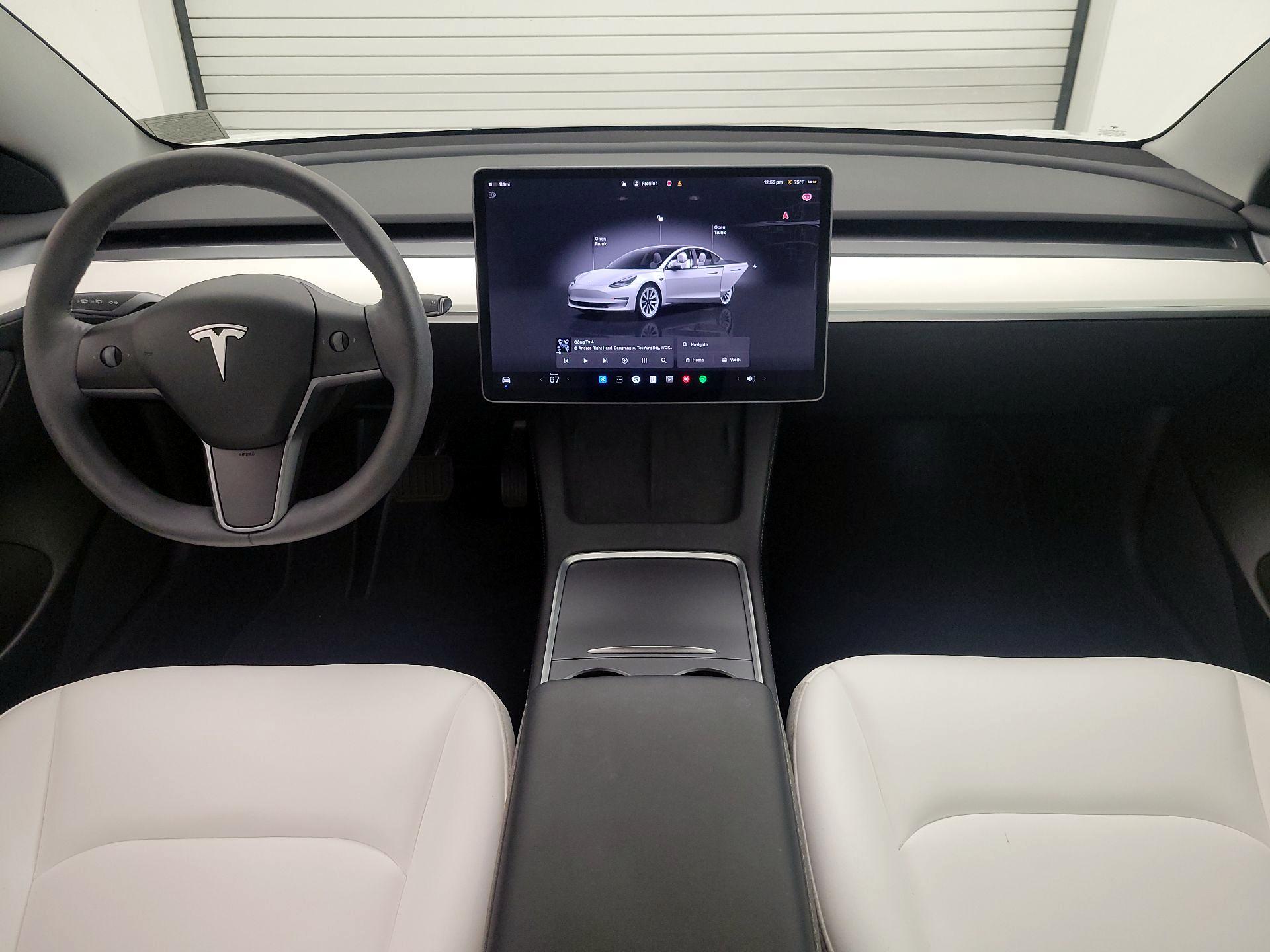 Thumbnail: 2022 Tesla Model 3 - 9
