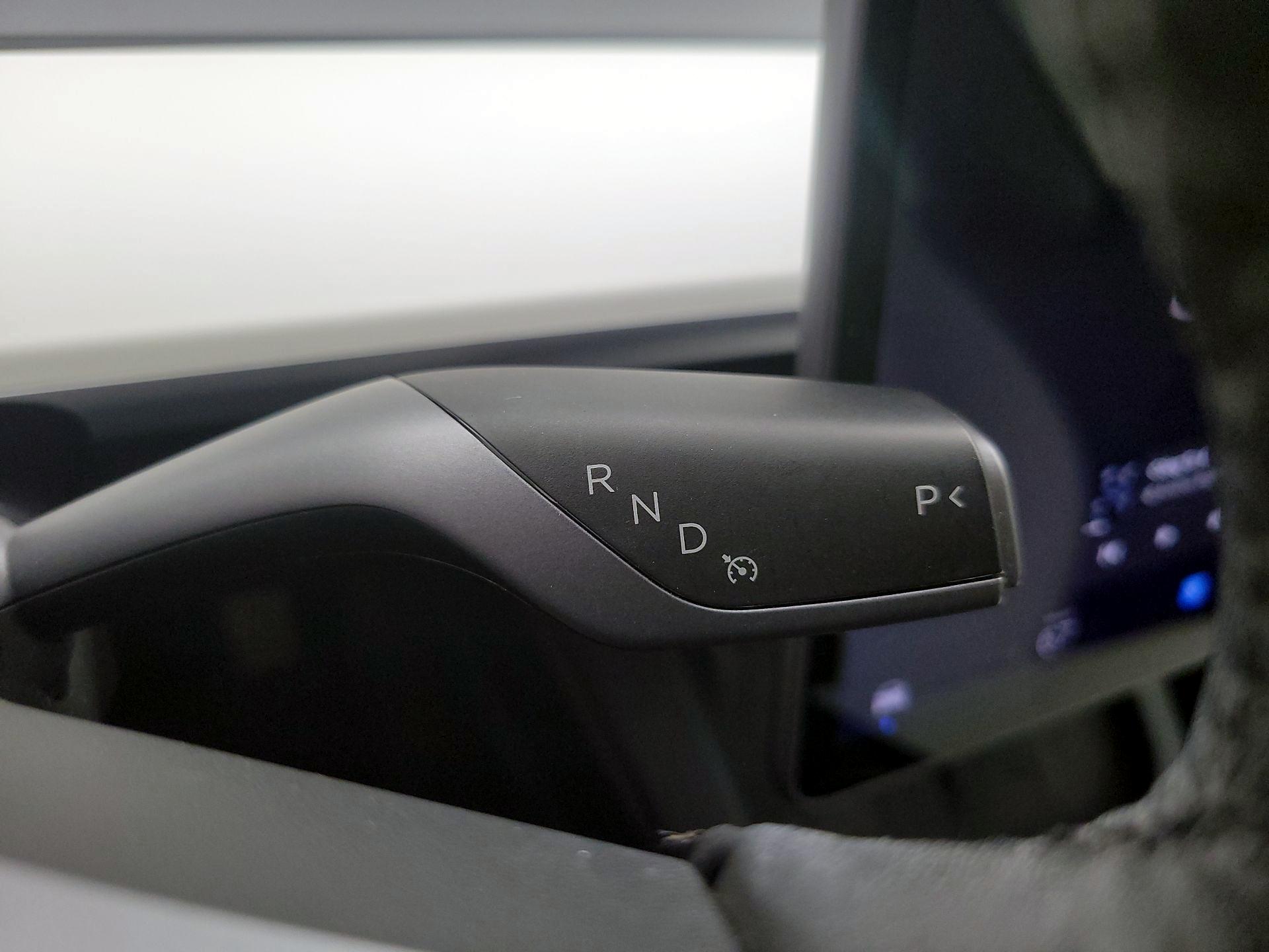 Thumbnail: 2022 Tesla Model 3 - 17