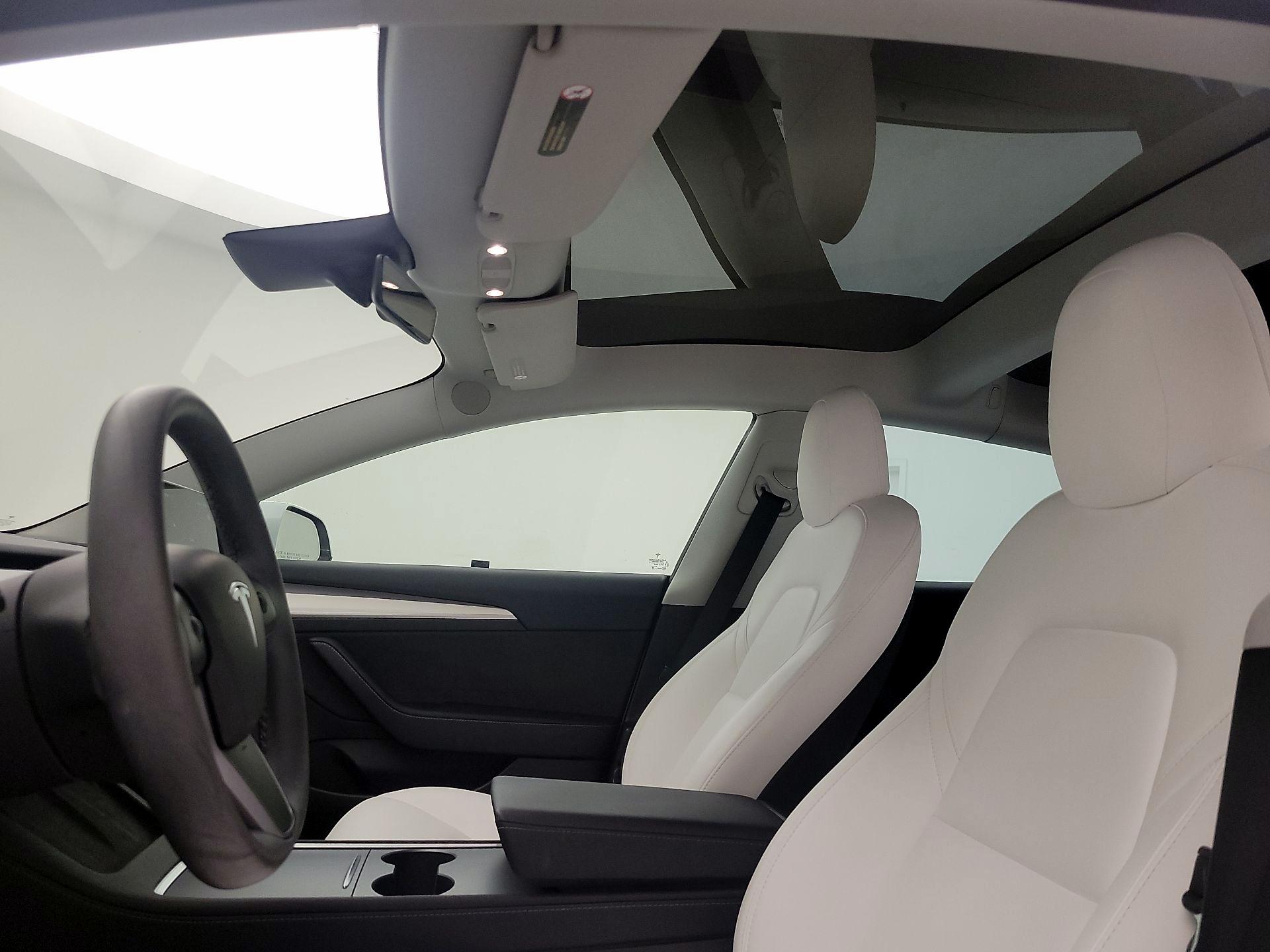 Thumbnail: 2022 Tesla Model 3 - 18