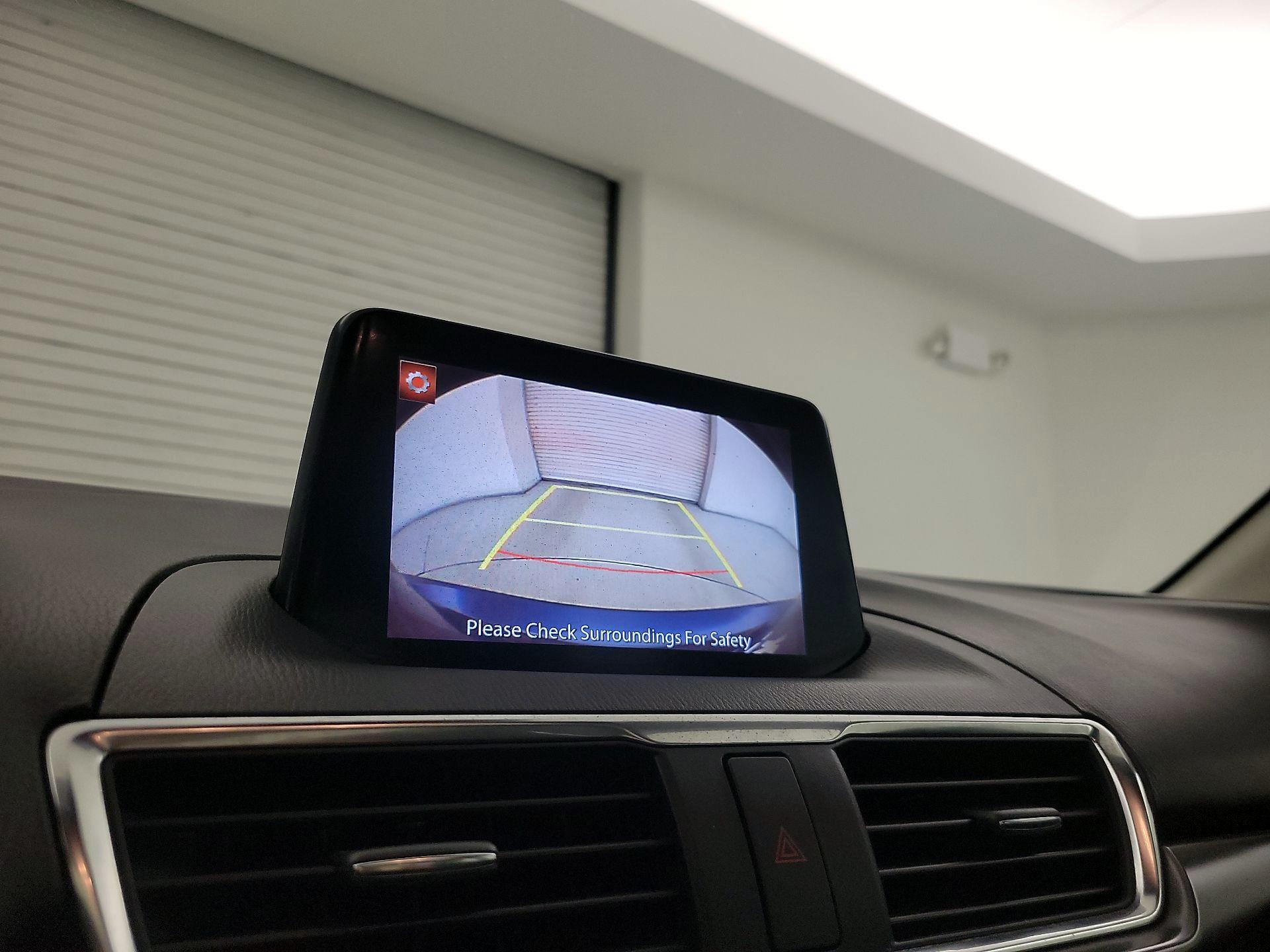Thumbnail: 2018 Mazda Mazda3 - 14