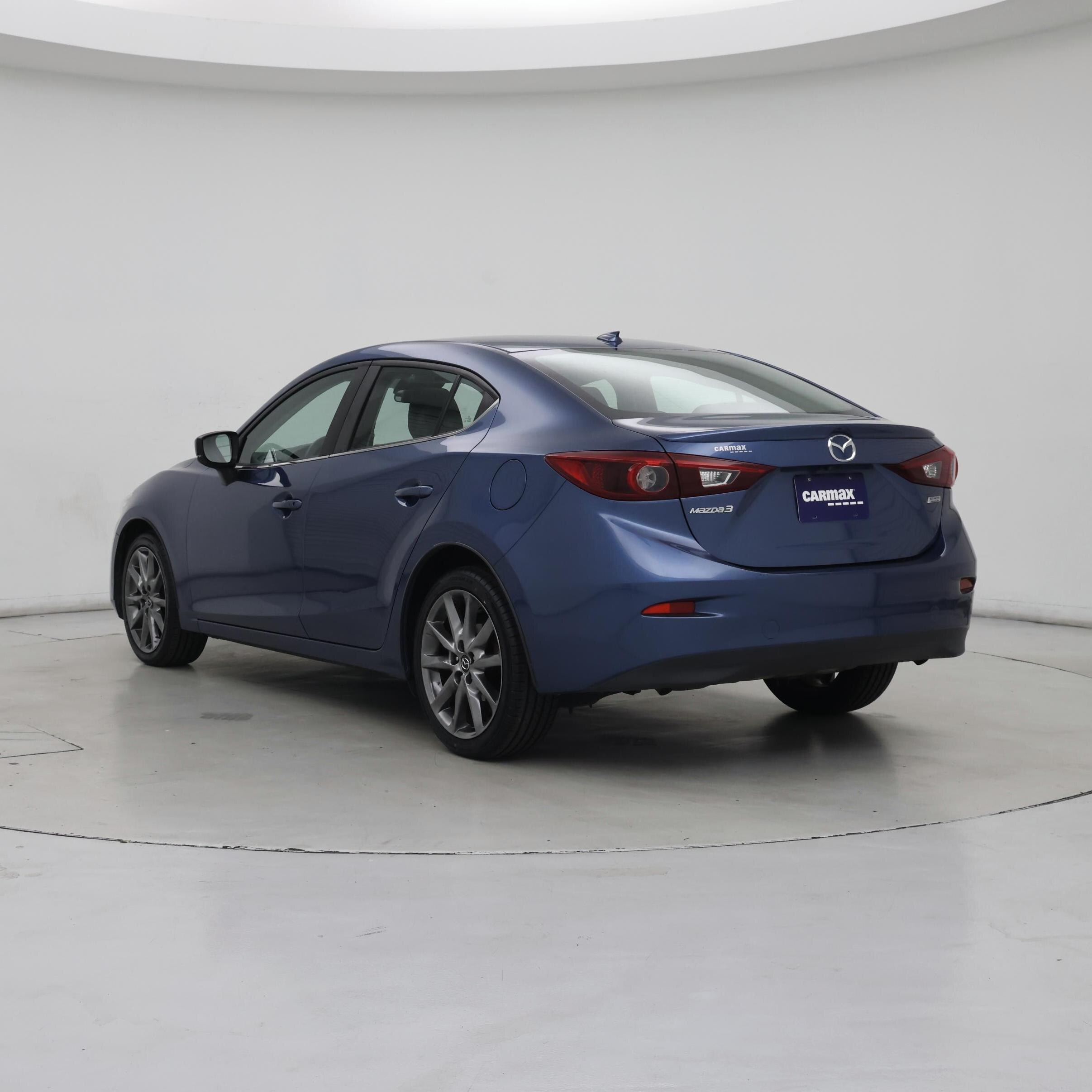 Thumbnail: 2018 Mazda Mazda3 - 2