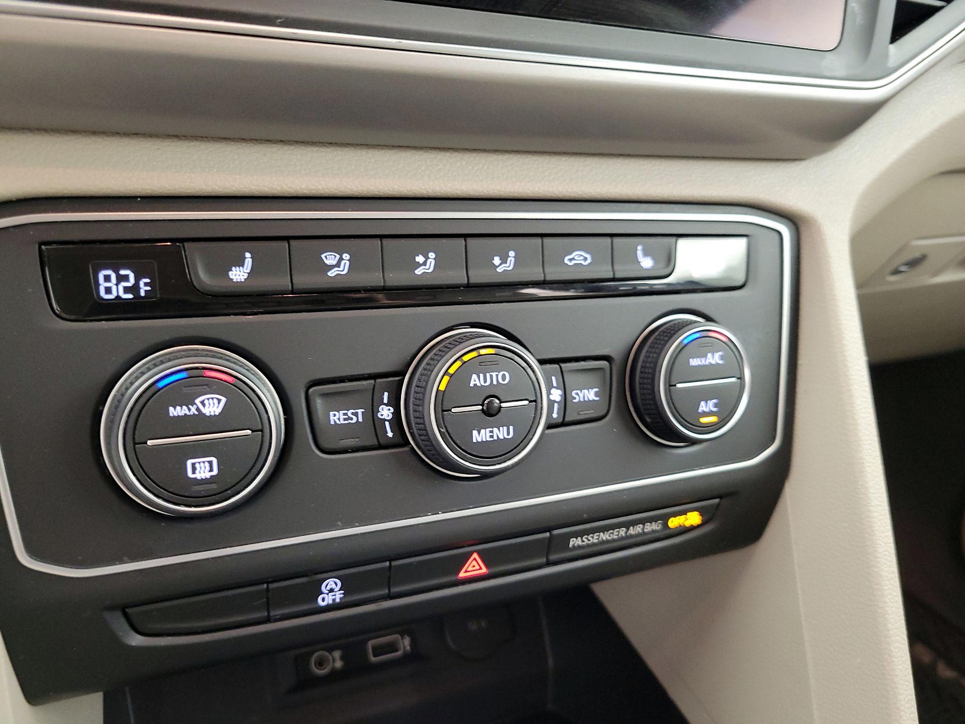 Thumbnail: 2019 Volkswagen Atlas - 16