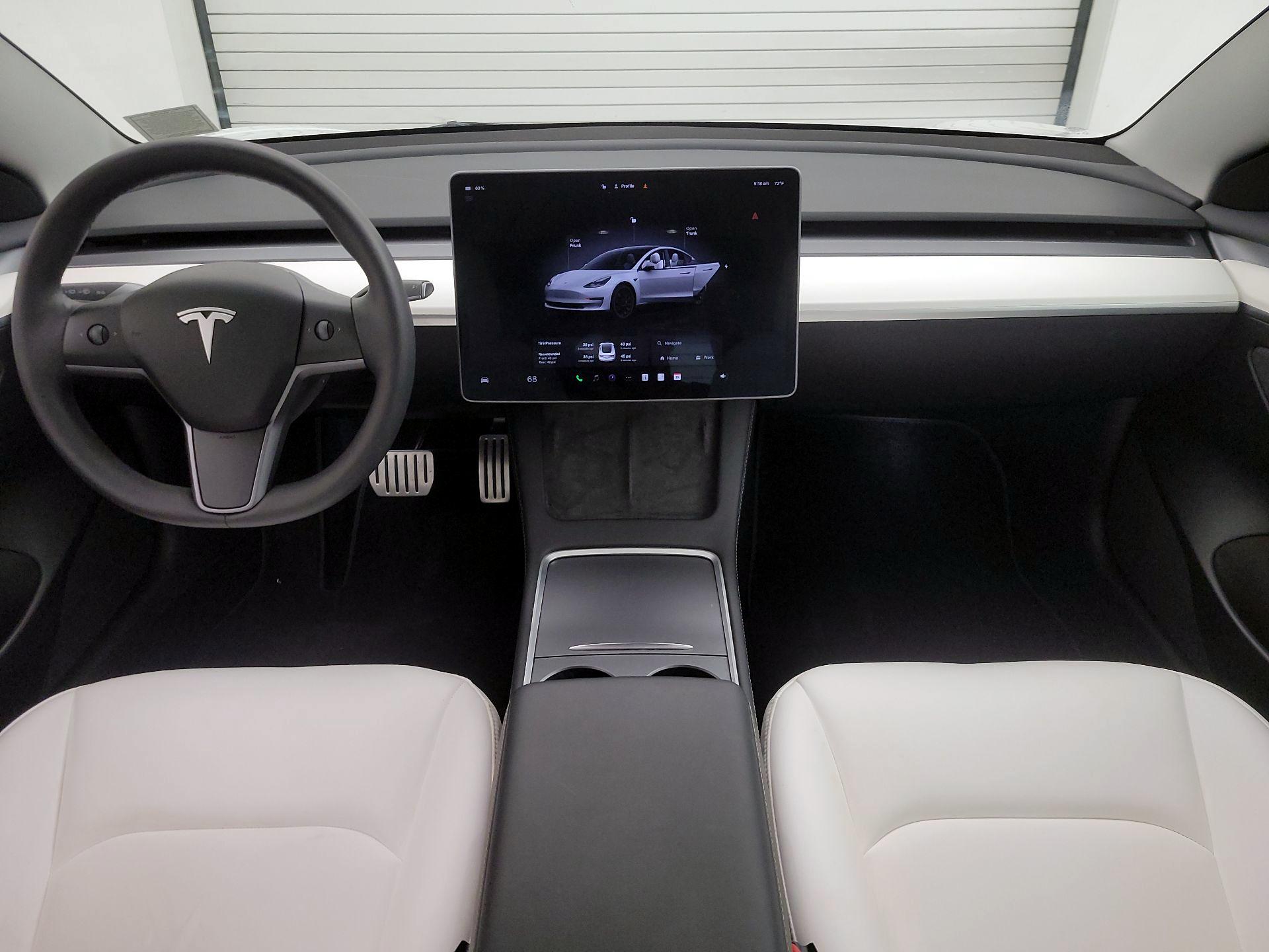 Thumbnail: 2023 Tesla Model 3 - 9