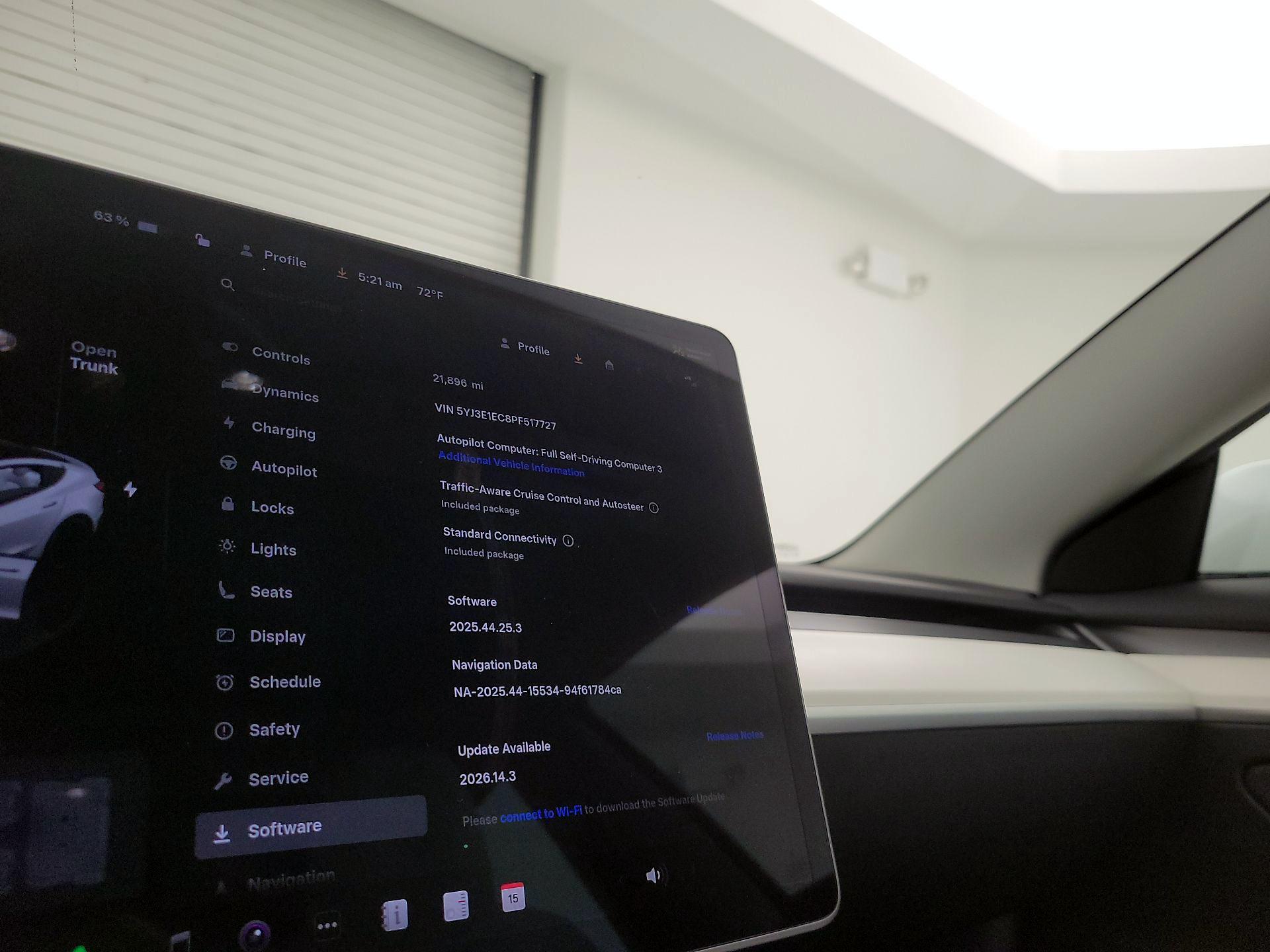 Thumbnail: 2023 Tesla Model 3 - 13