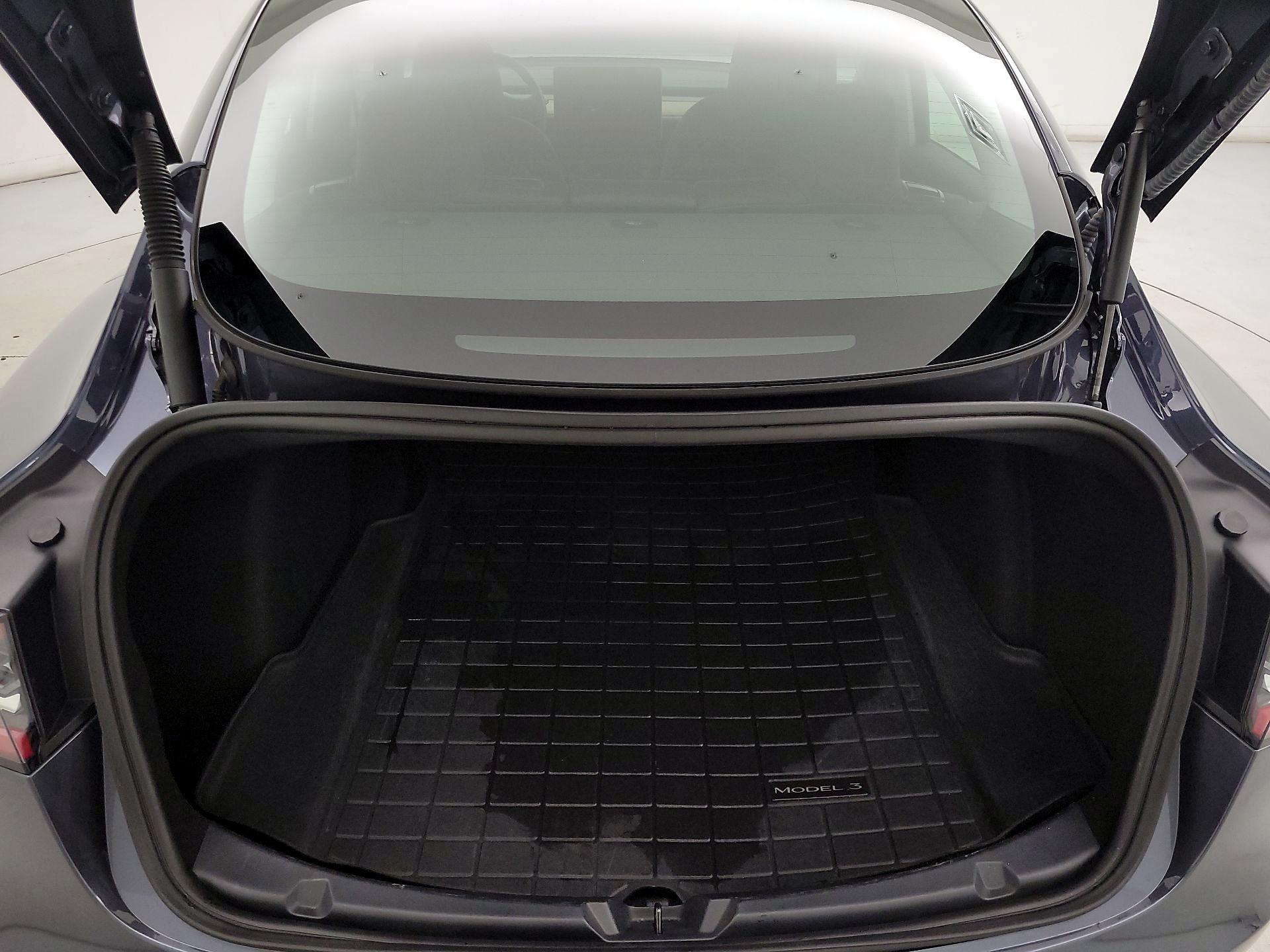 Thumbnail: 2023 Tesla Model 3 - 20