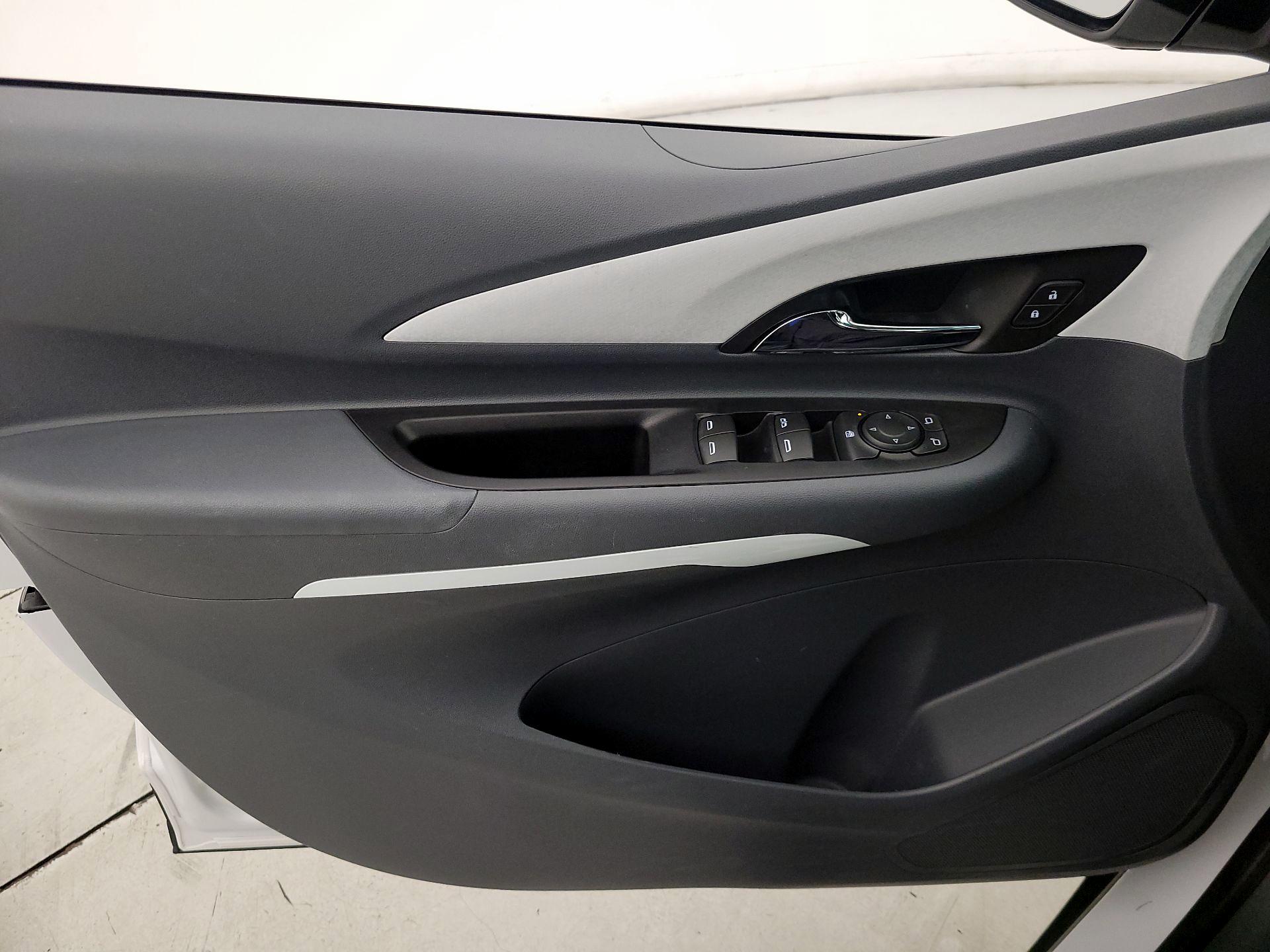 Thumbnail: 2021 Chevrolet Bolt EV - 12