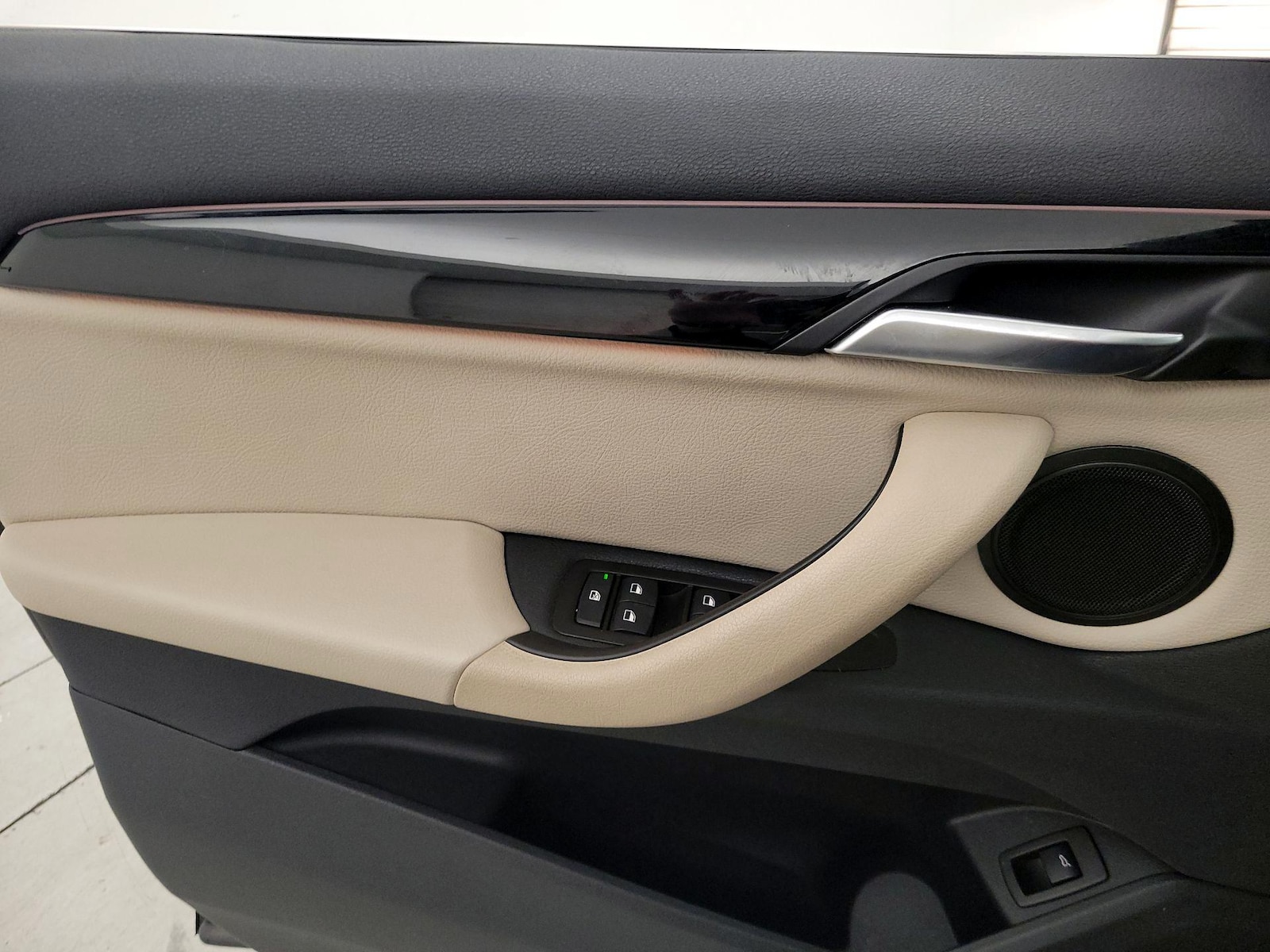 2019 BMW X1 28i - Photo 13