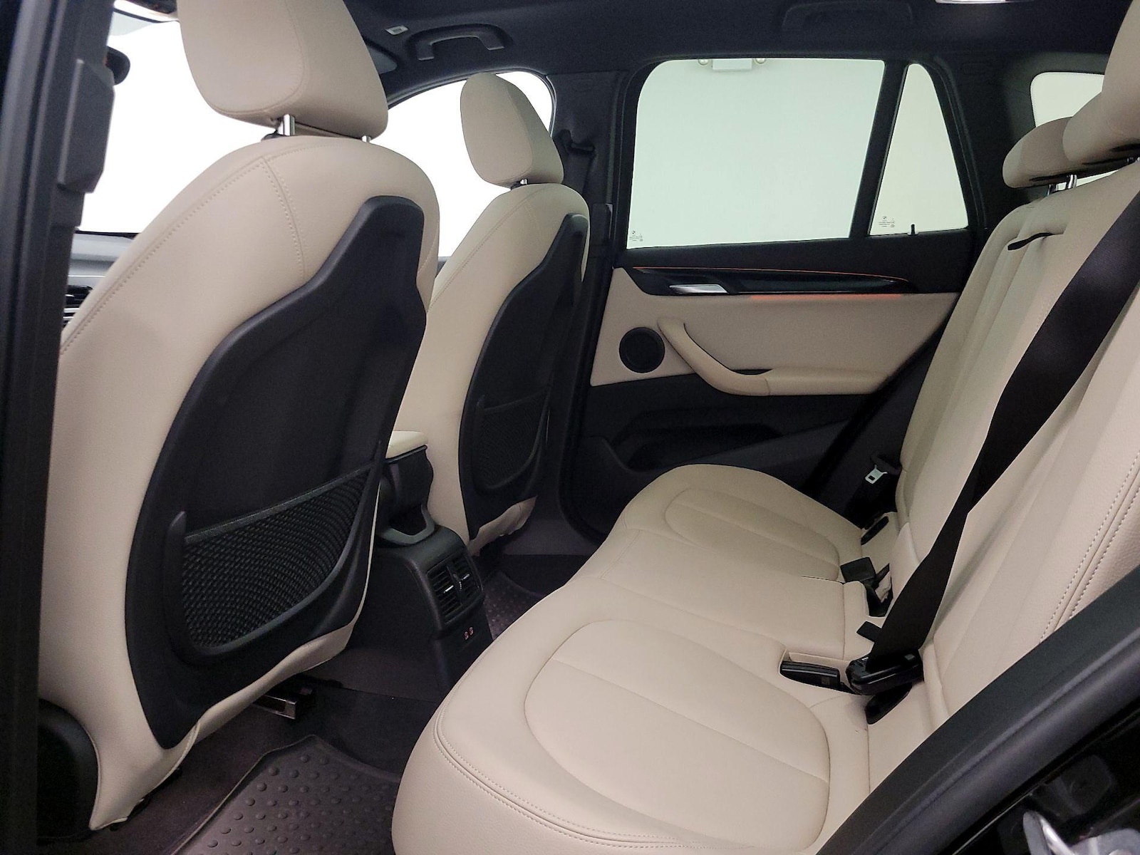 2019 BMW X1 28i - Photo 22