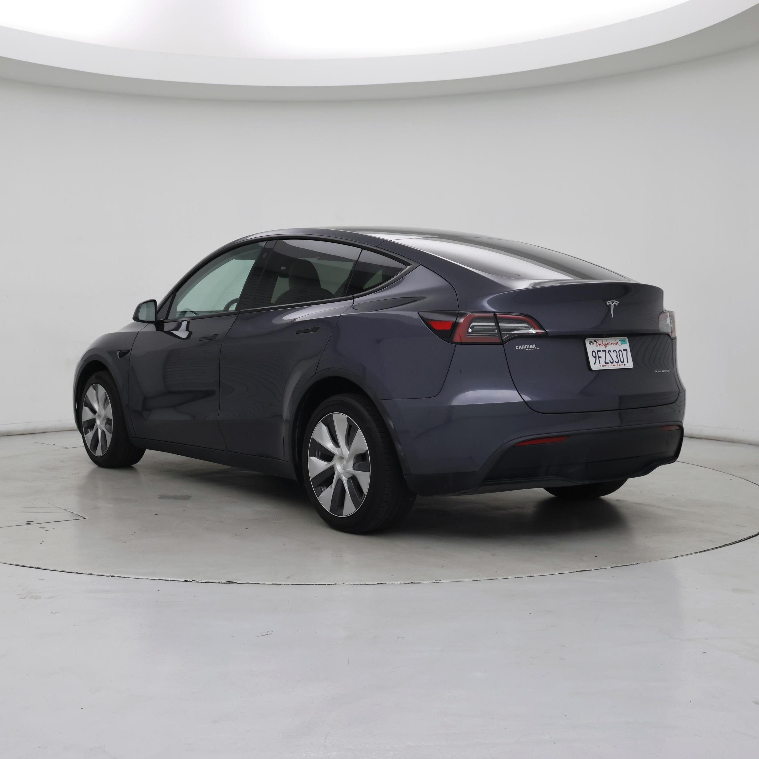 Thumbnail: 2023 Tesla Model Y - 2