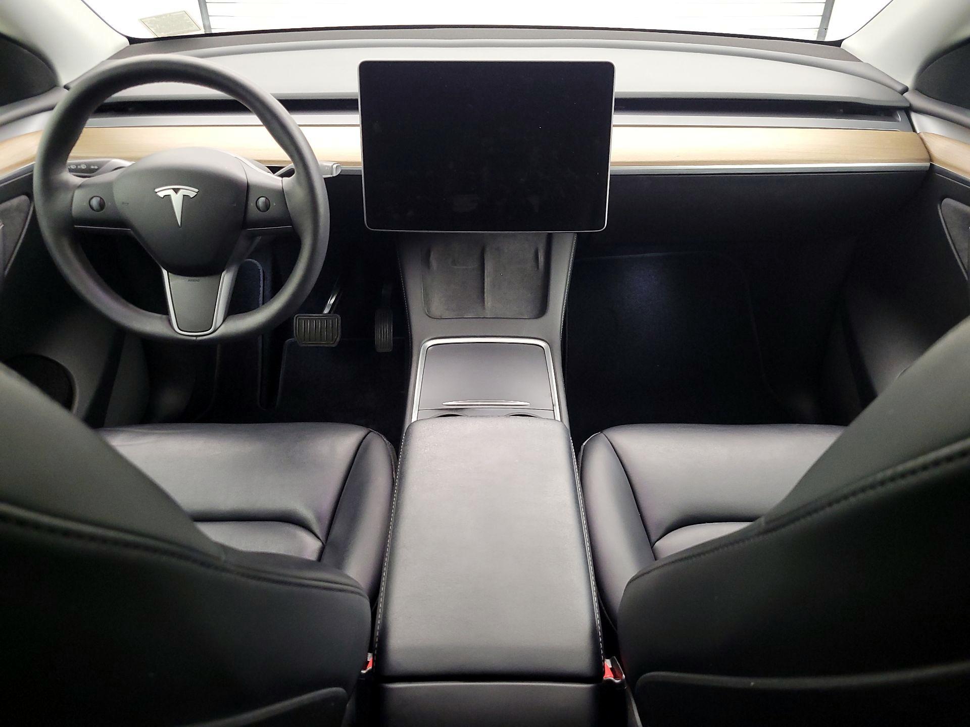 Thumbnail: 2023 Tesla Model Y - 9