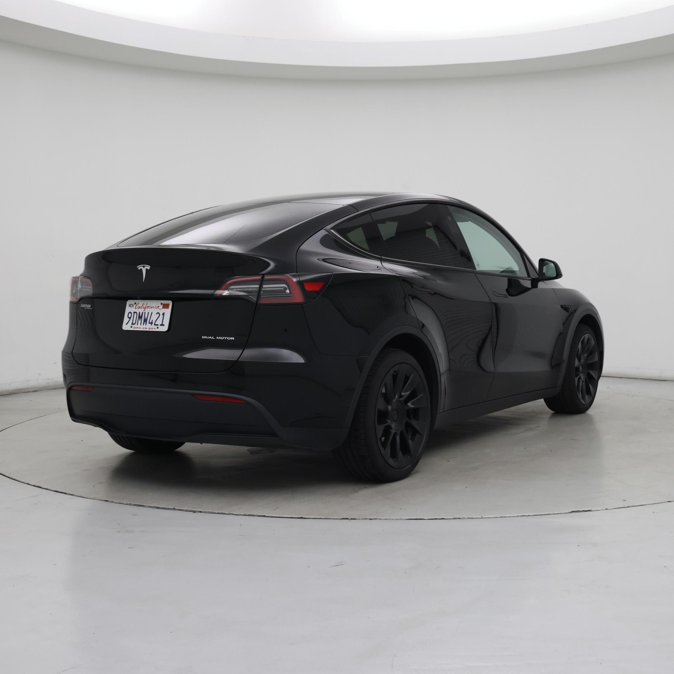 Thumbnail: 2023 Tesla Model Y - 8