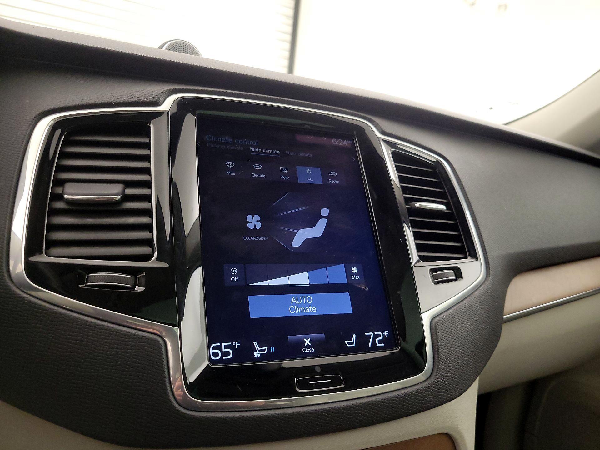 Thumbnail: 2017 Volvo XC90 - 17