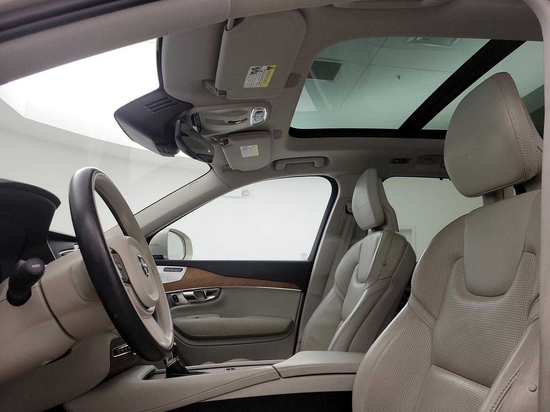 Thumbnail: 2017 Volvo XC90 - 20