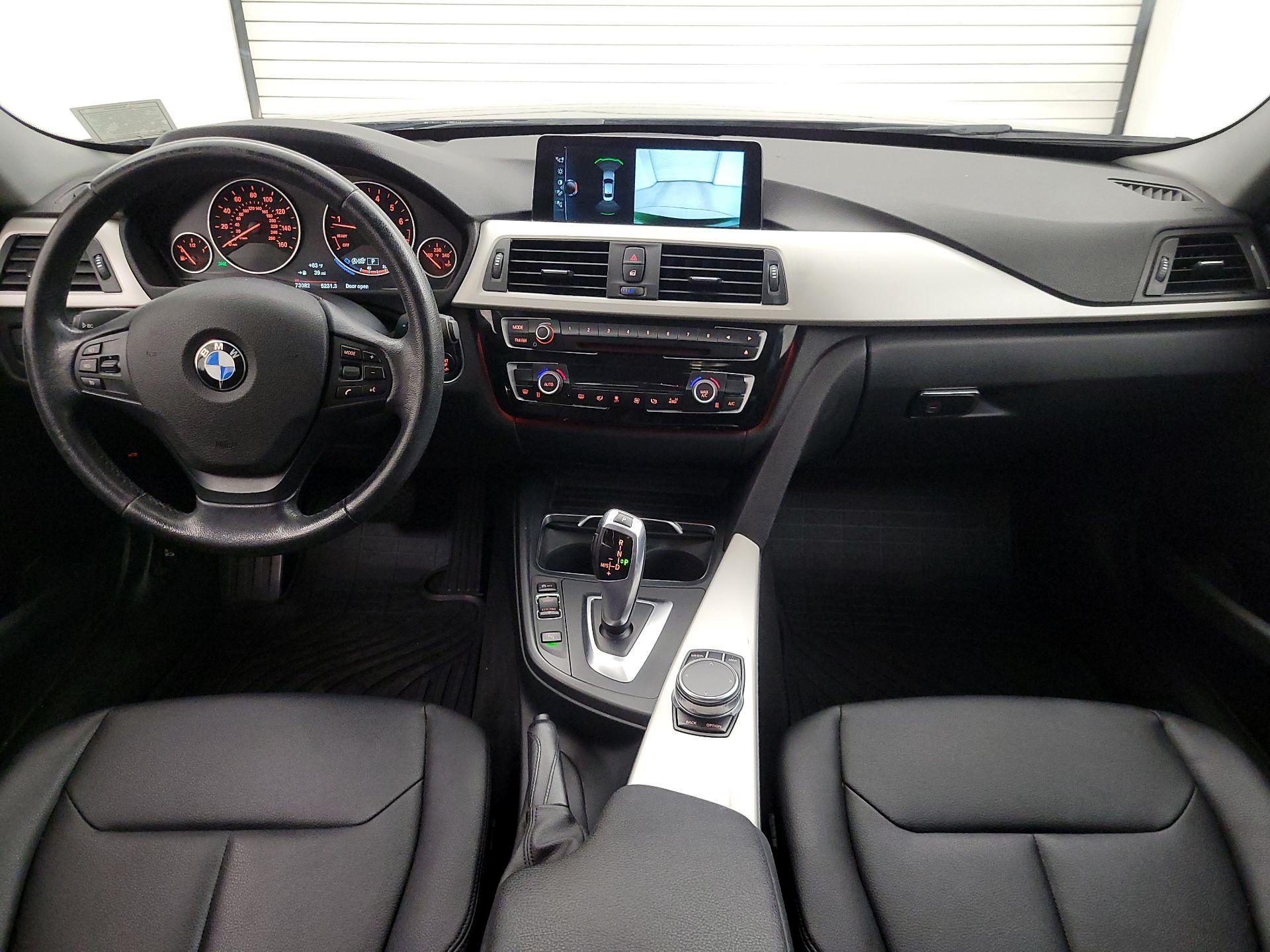 Thumbnail: 2017 BMW 3 Series - 9