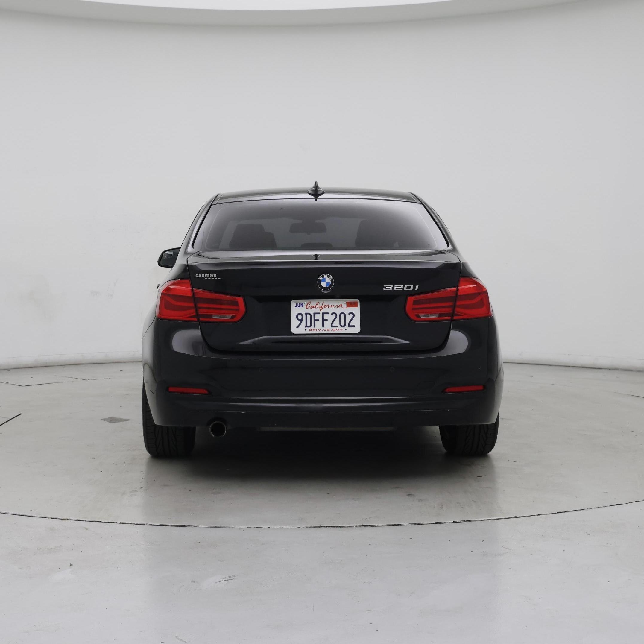 Thumbnail: 2017 BMW 3 Series - 6