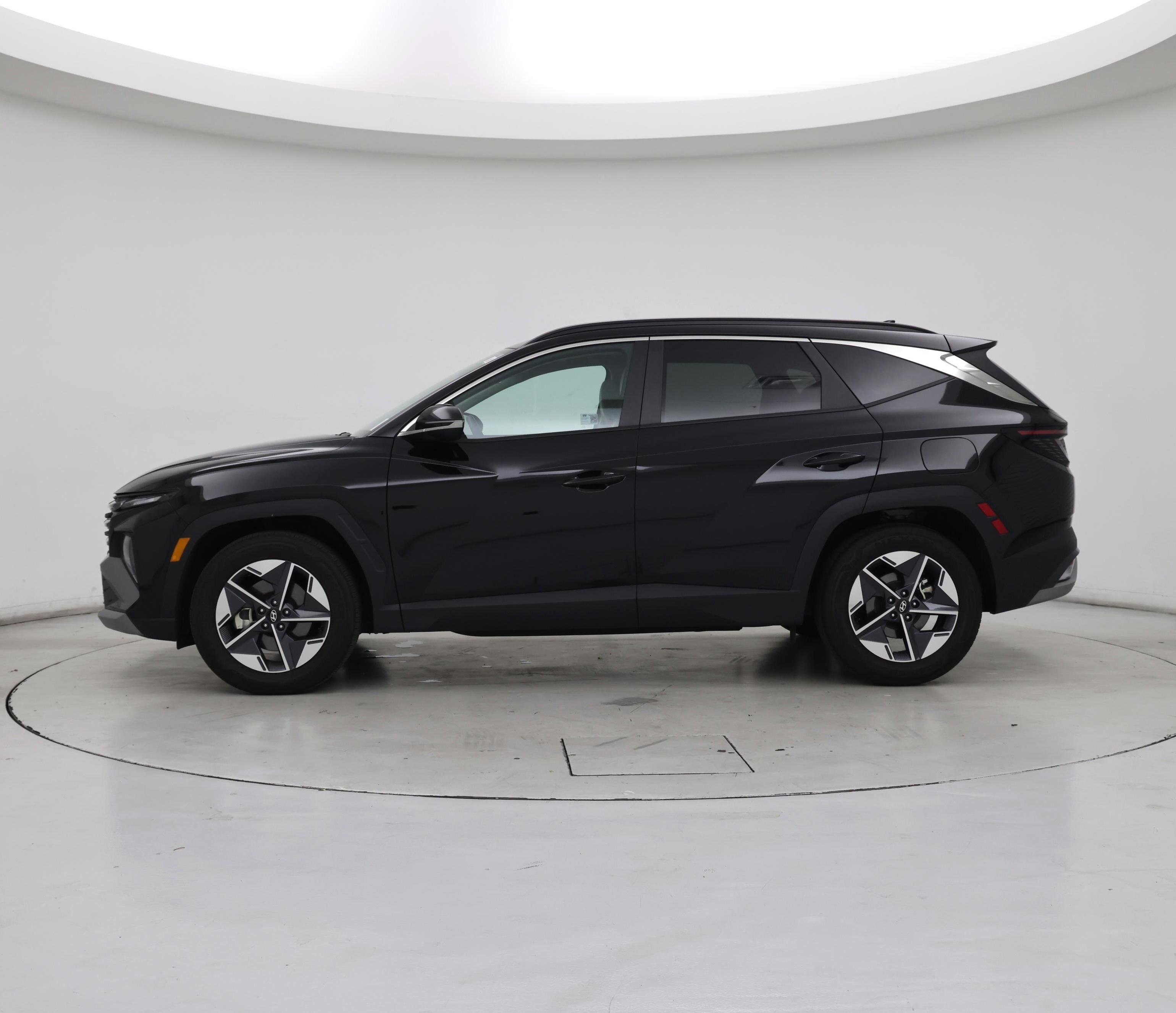 Thumbnail: 2025 Hyundai Tucson - 3
