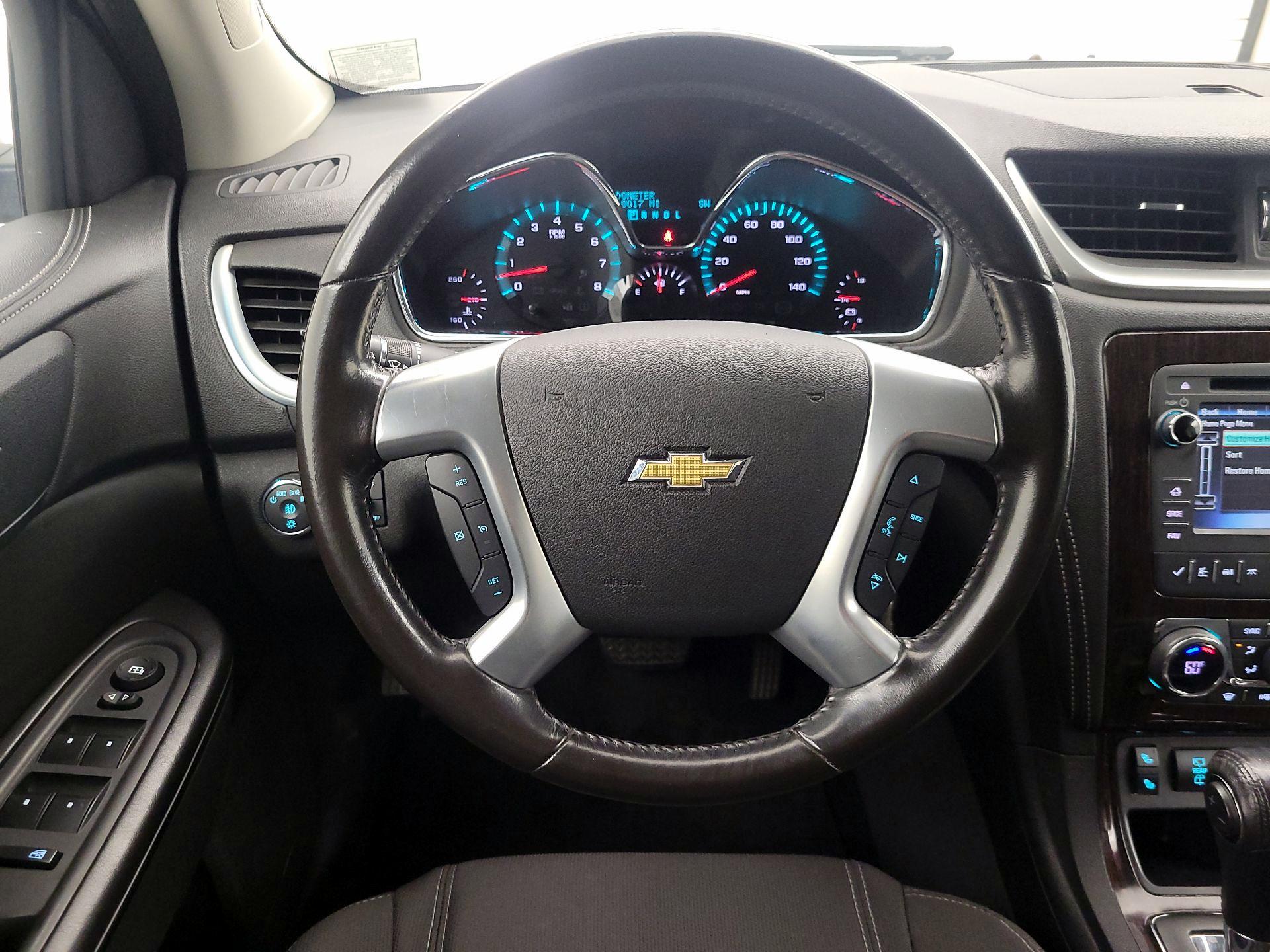 Thumbnail: 2017 Chevrolet Traverse - 10