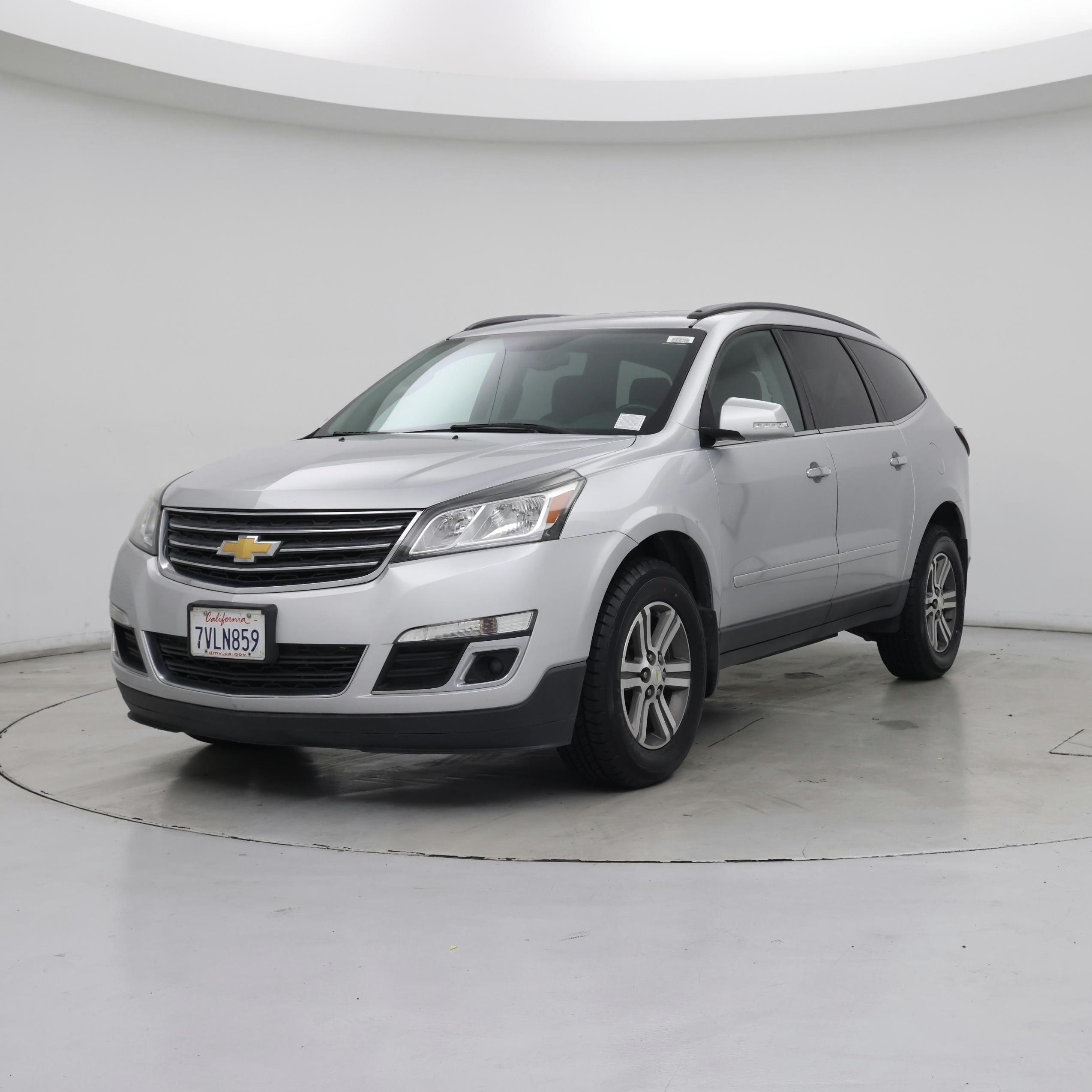 Thumbnail: 2017 Chevrolet Traverse - 4