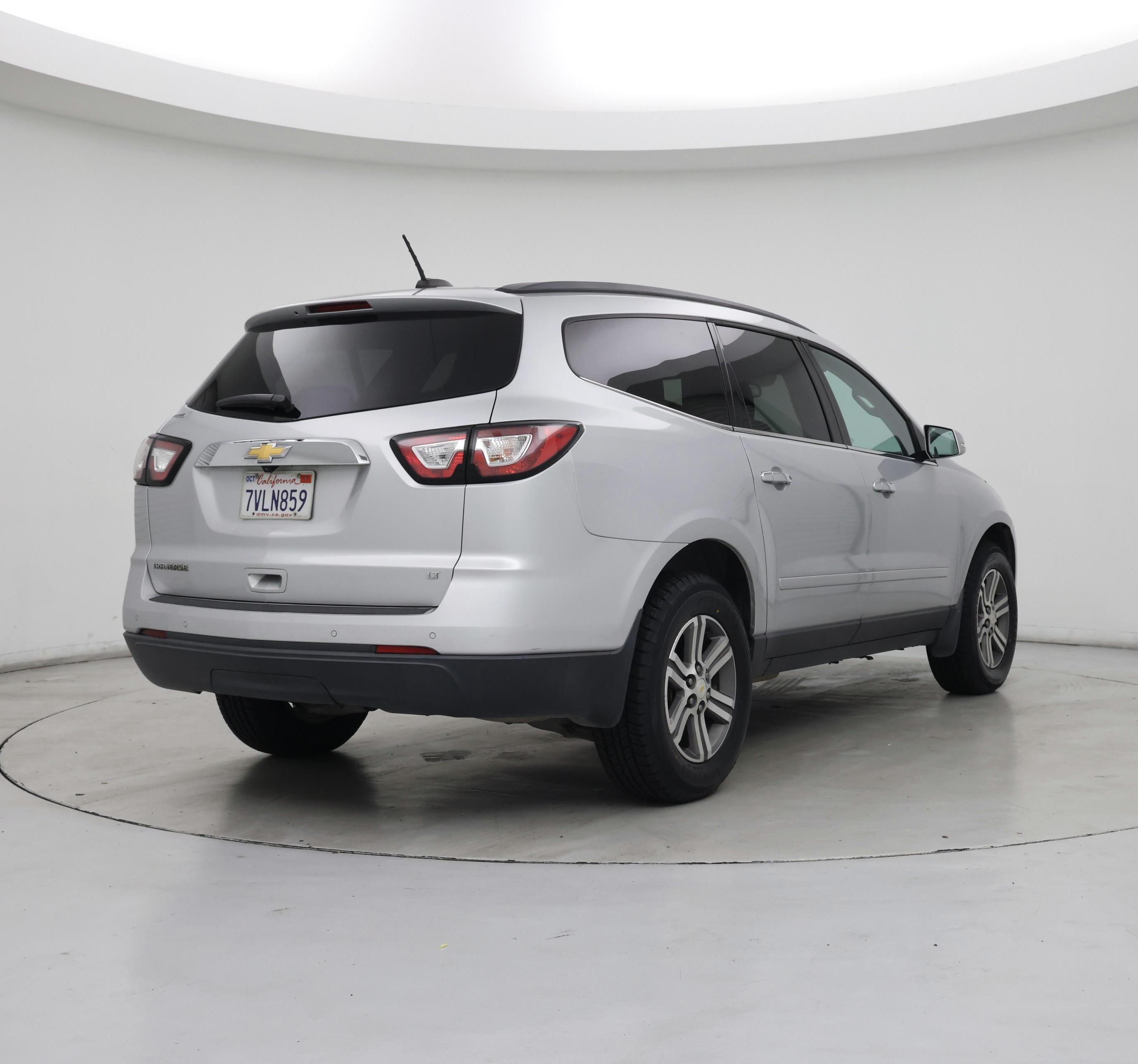Thumbnail: 2017 Chevrolet Traverse - 8