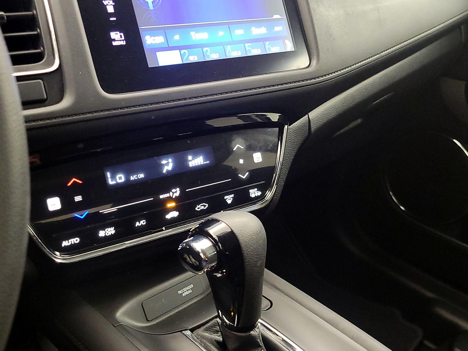 2017 Honda HR-V EX - Photo 17