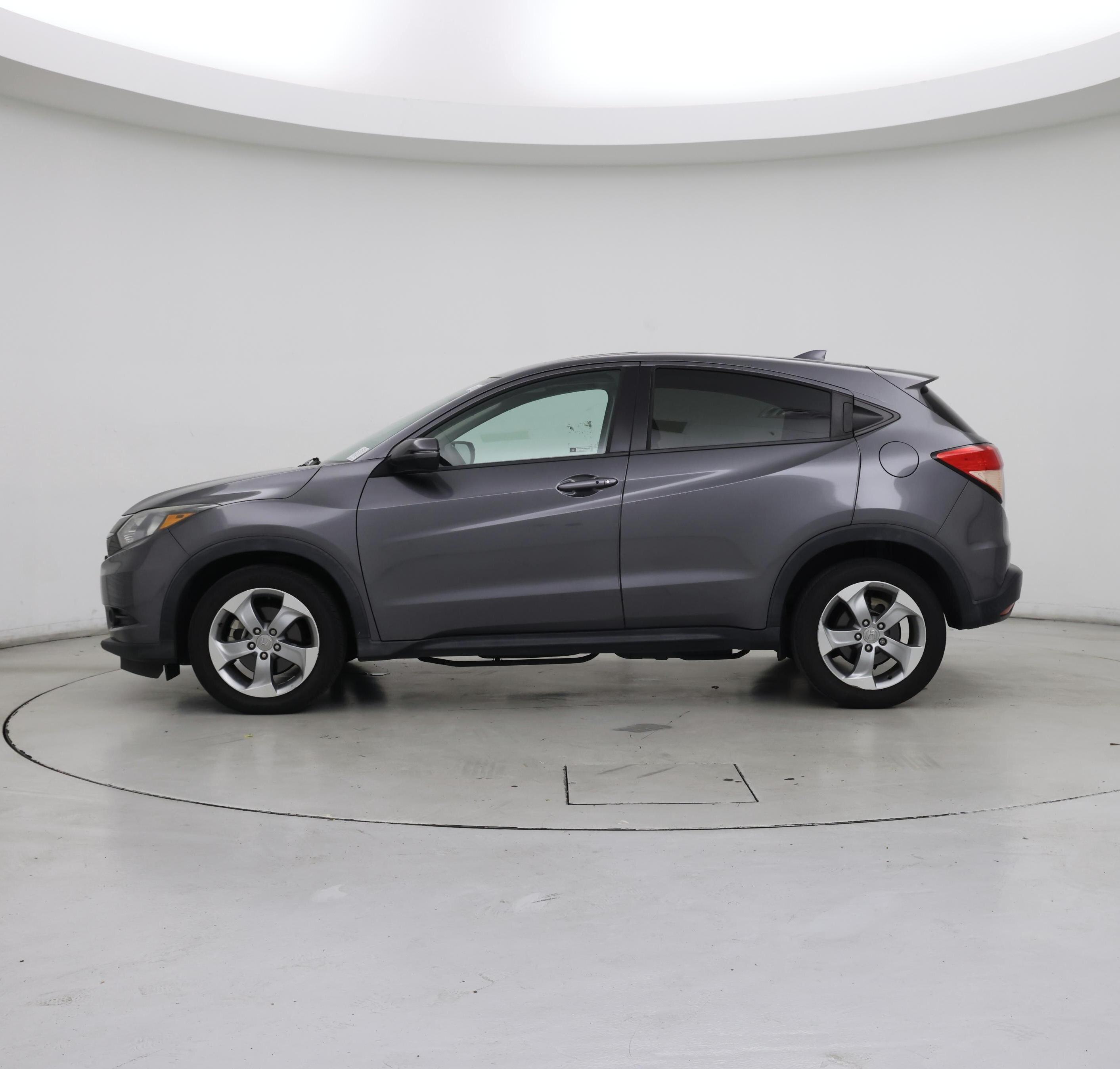 Thumbnail: 2017 Honda HR-V - 3