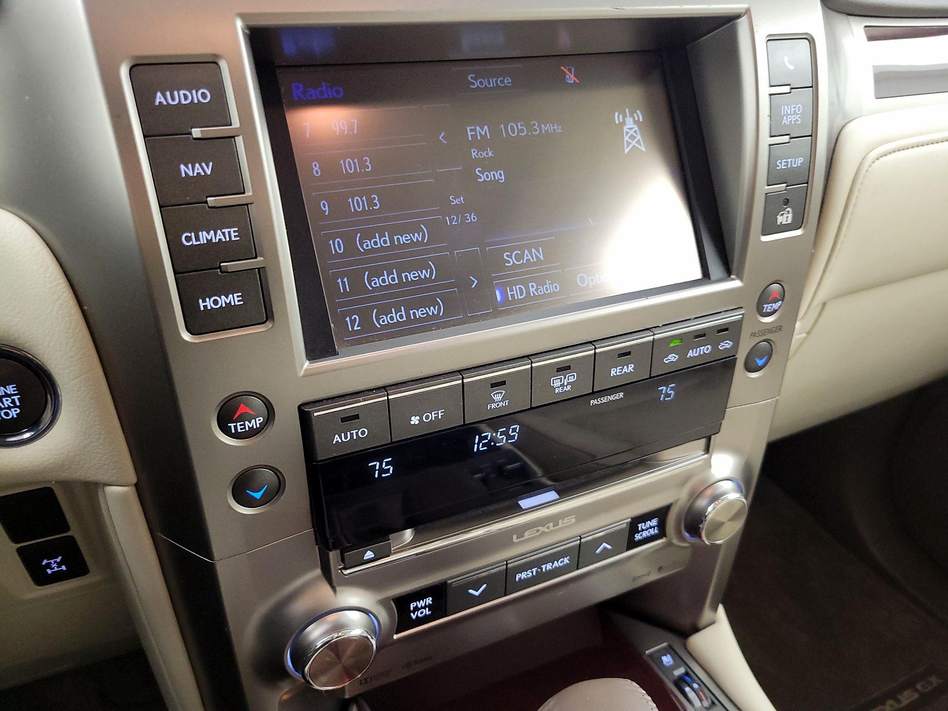 Thumbnail: 2018 Lexus GX - 16
