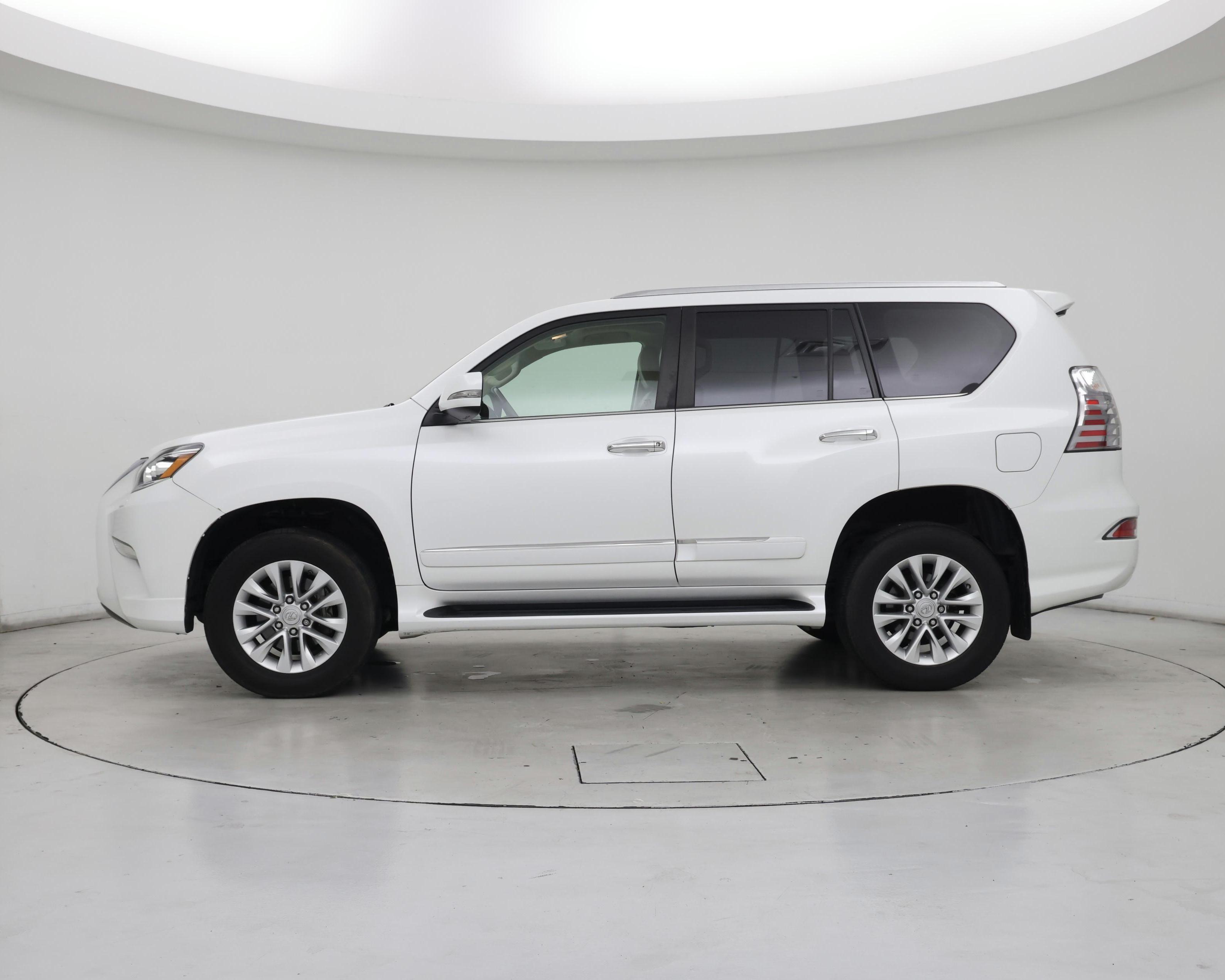 Thumbnail: 2018 Lexus GX - 3