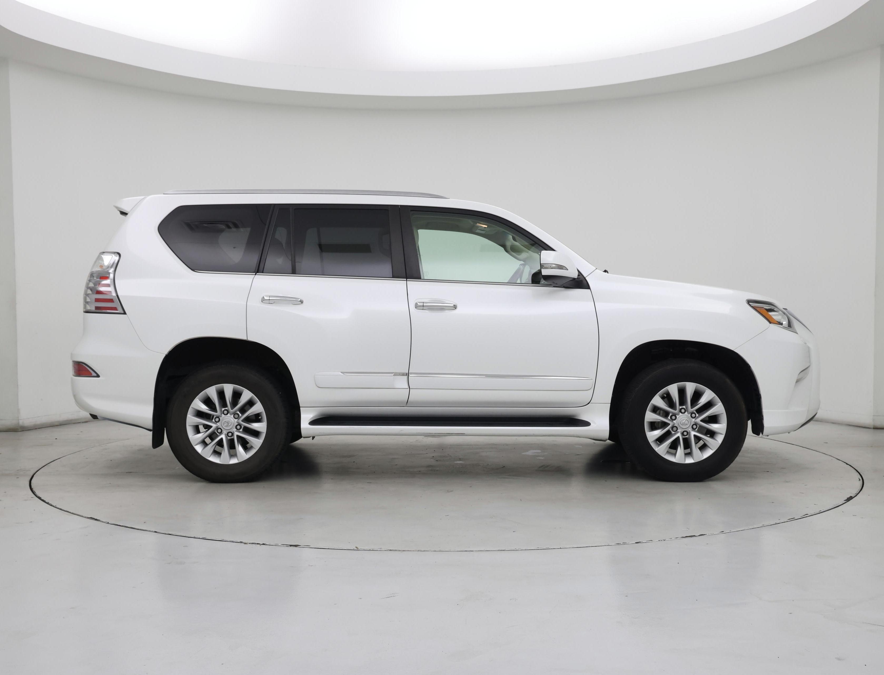 Thumbnail: 2018 Lexus GX - 7