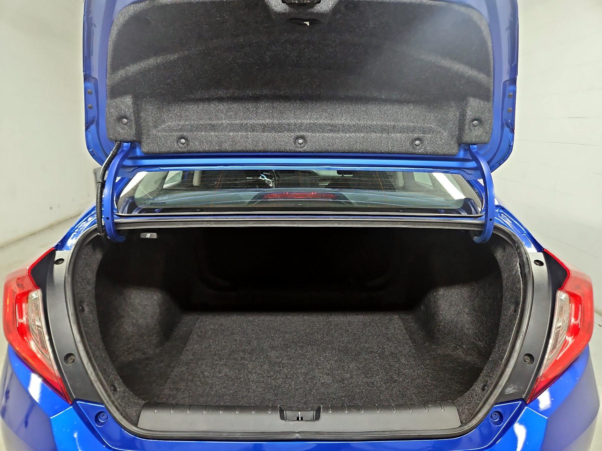Thumbnail: 2020 Honda Civic - 20