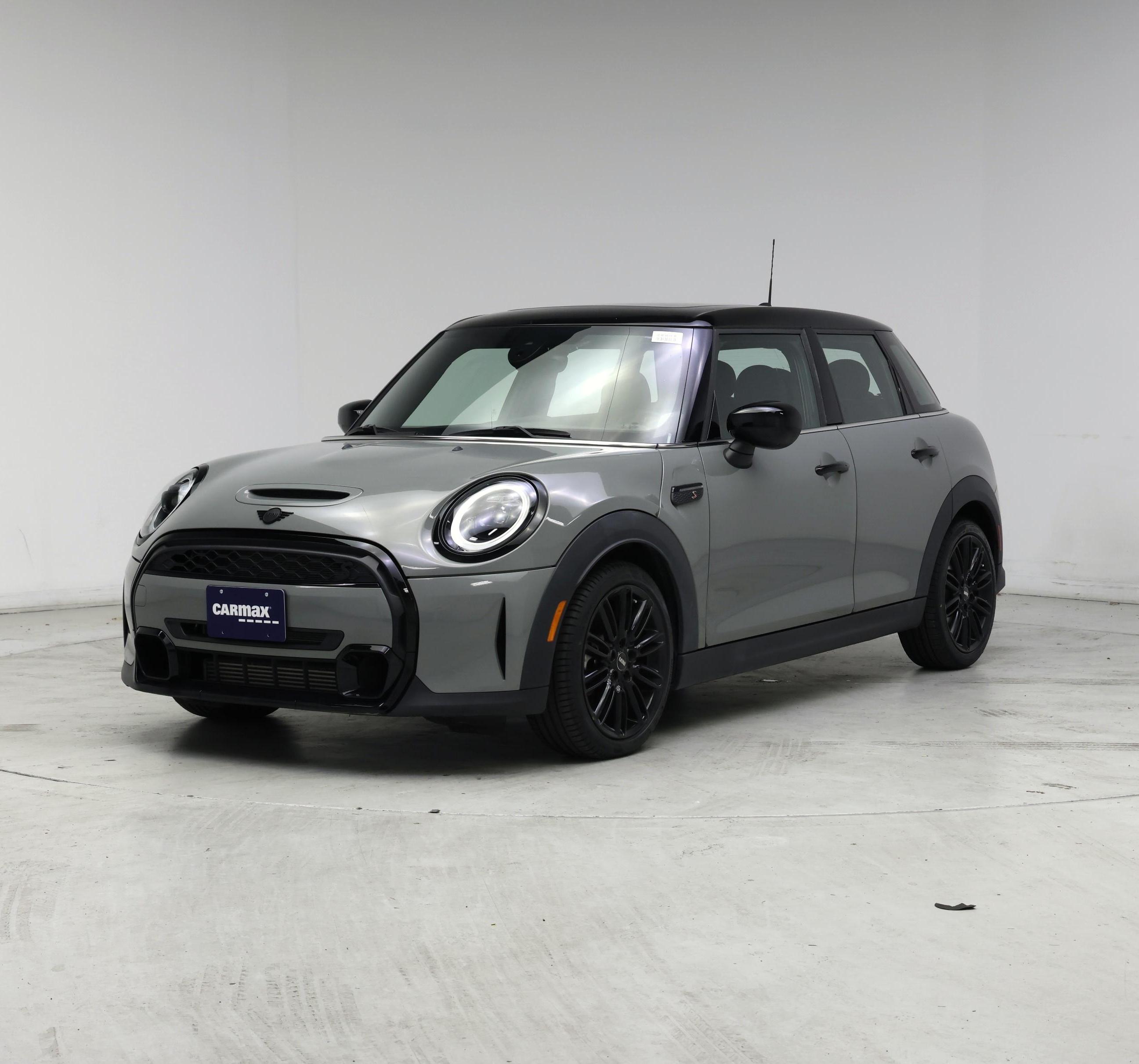Thumbnail: 2022 MINI Cooper Hardtop - 4