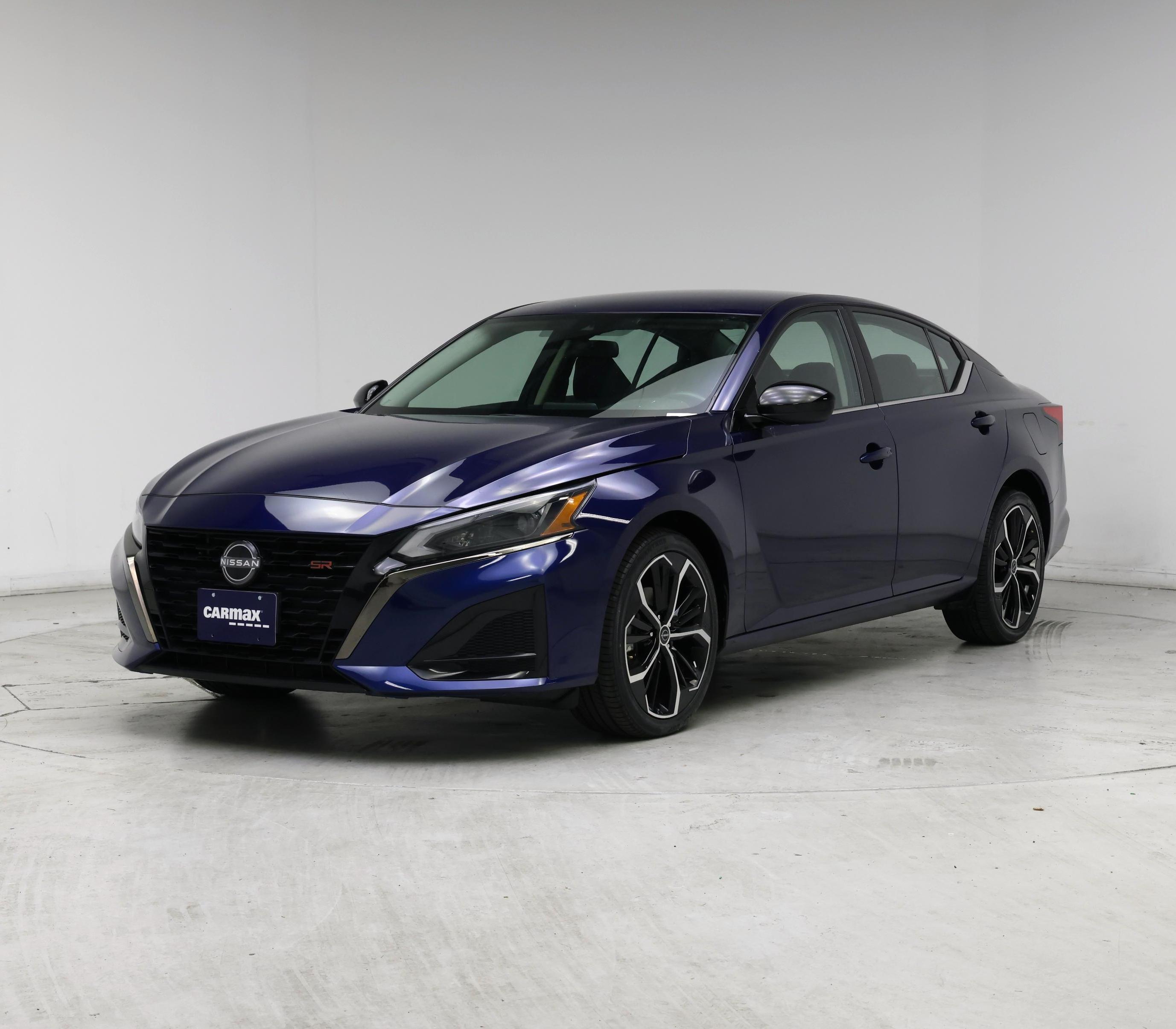 Thumbnail: 2023 Nissan Altima - 4