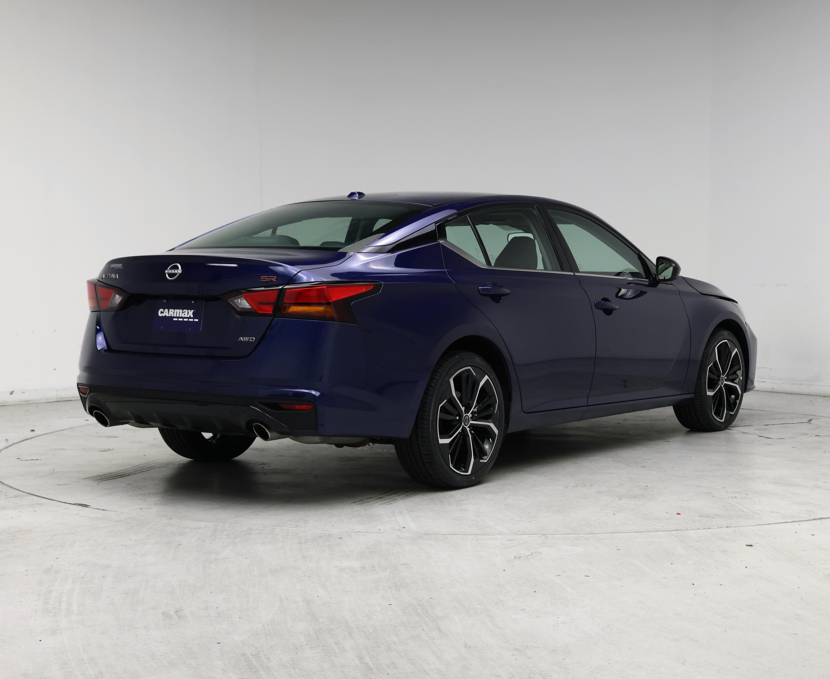 Thumbnail: 2023 Nissan Altima - 8