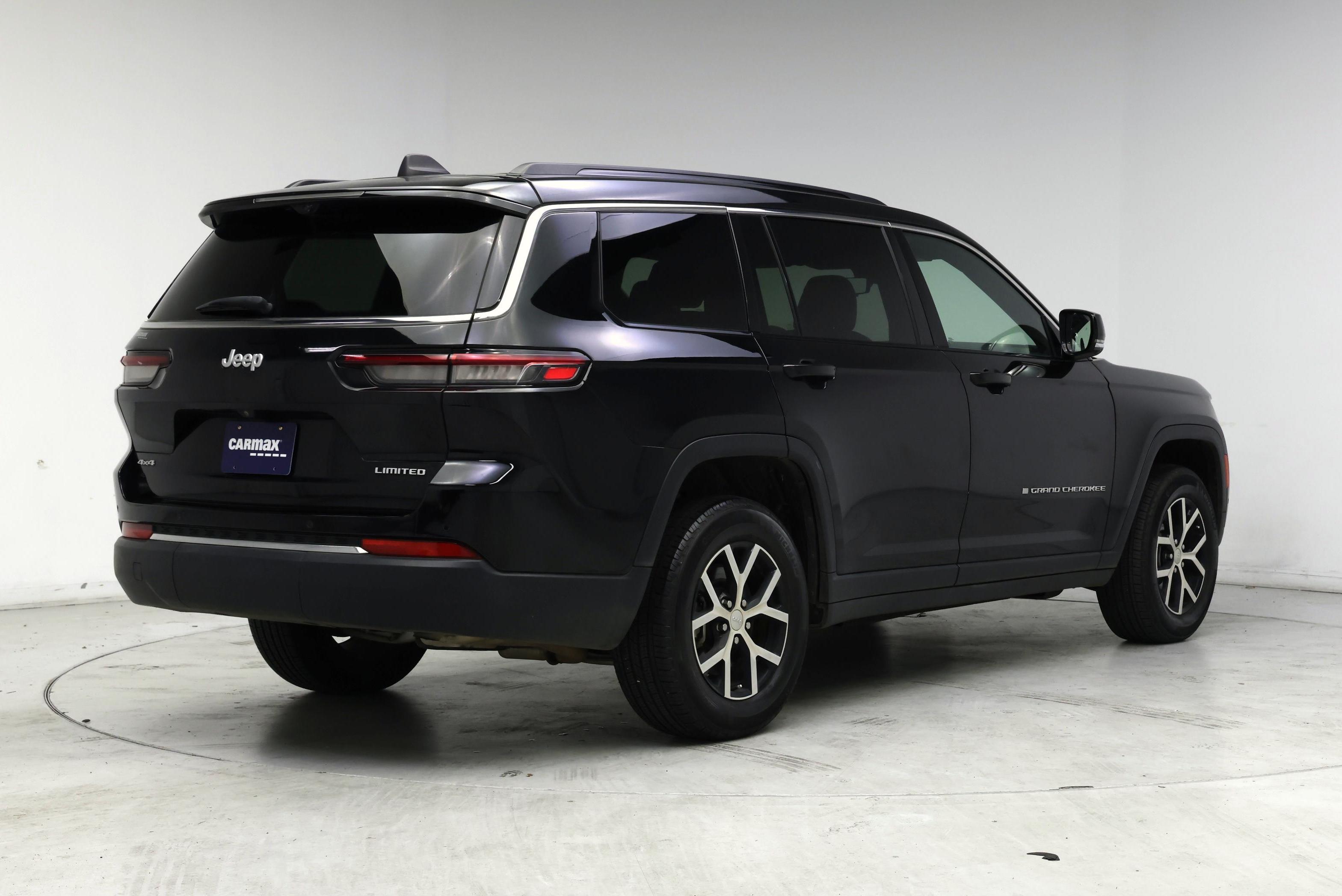 Thumbnail: 2024 Jeep Grand Cherokee L - 8