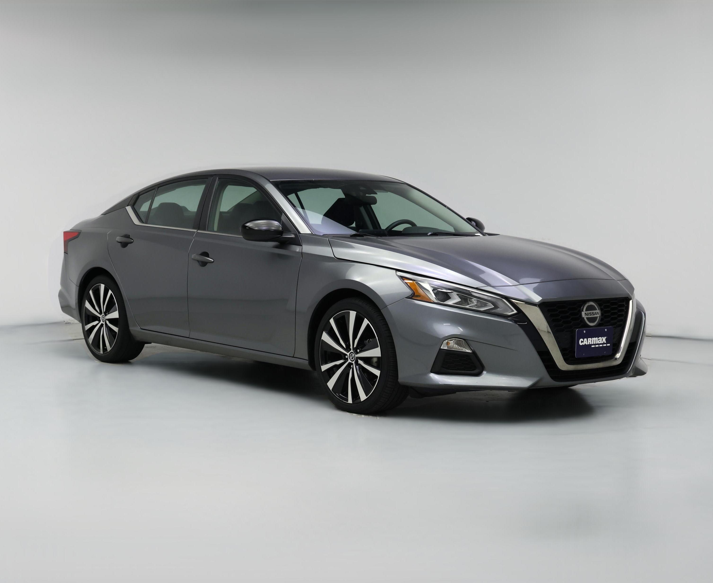Thumbnail: 2022 Nissan Altima - 1