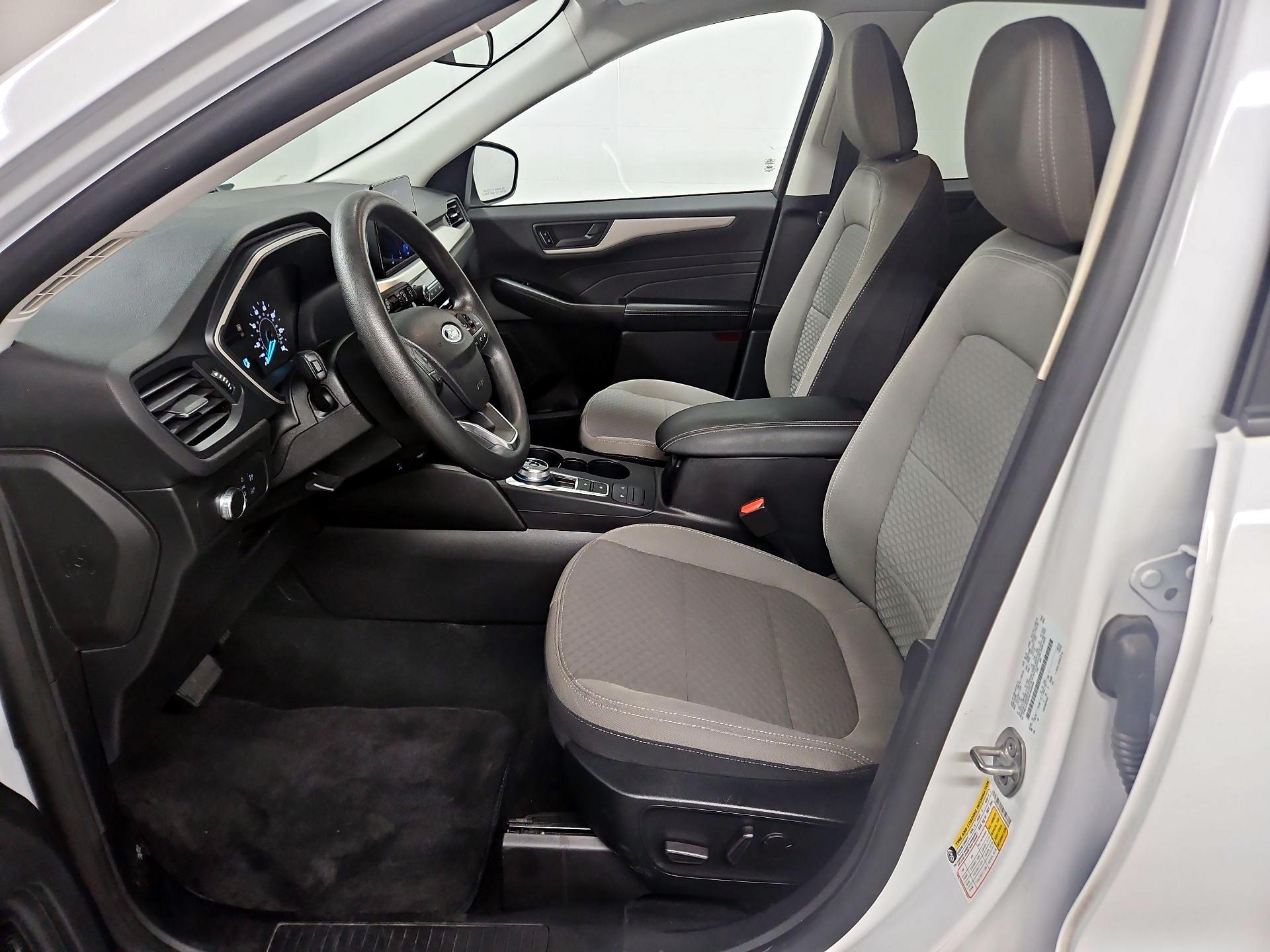 Thumbnail: 2022 Ford Escape - 11