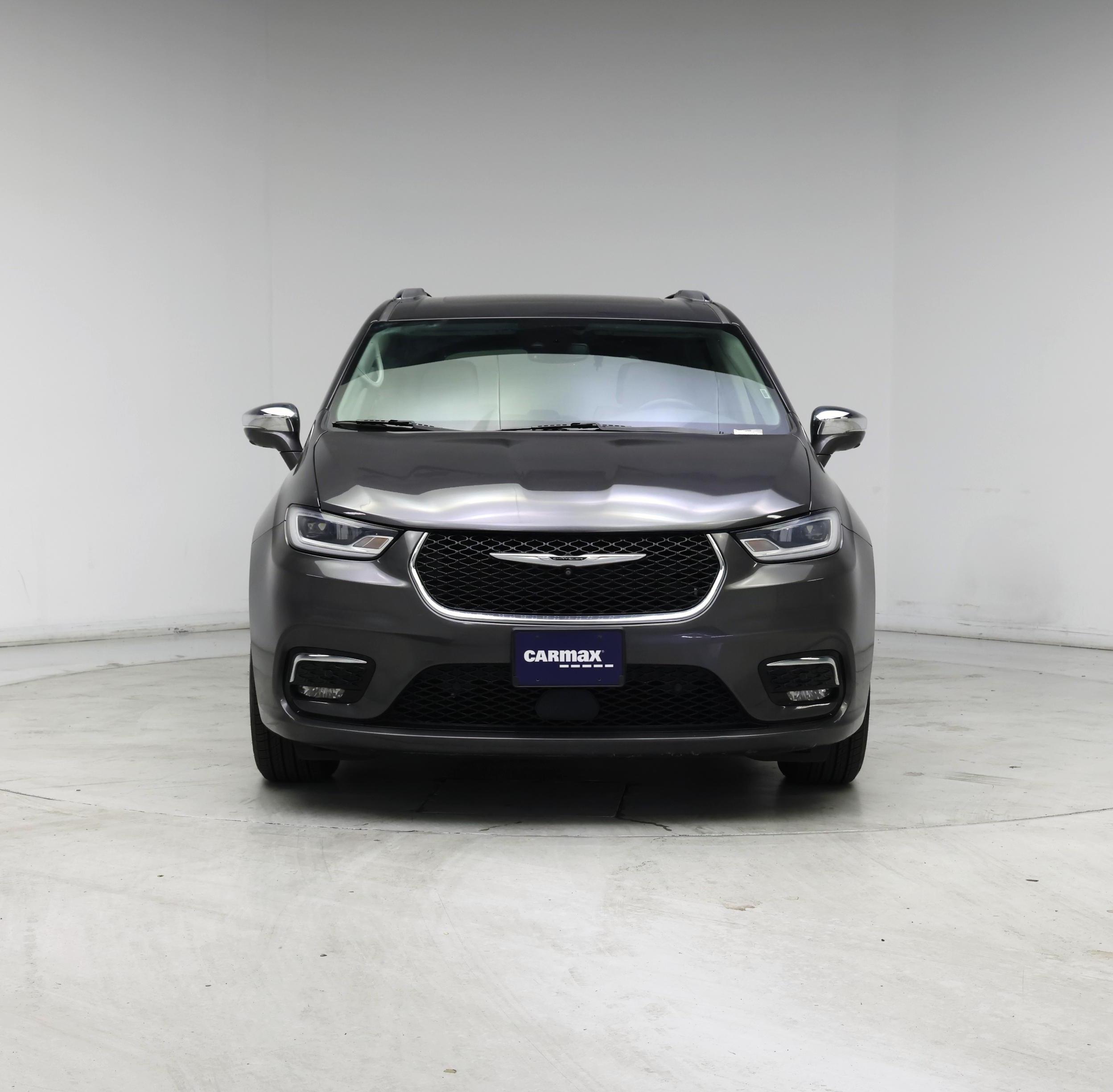 Thumbnail: 2021 Chrysler Pacifica - 5