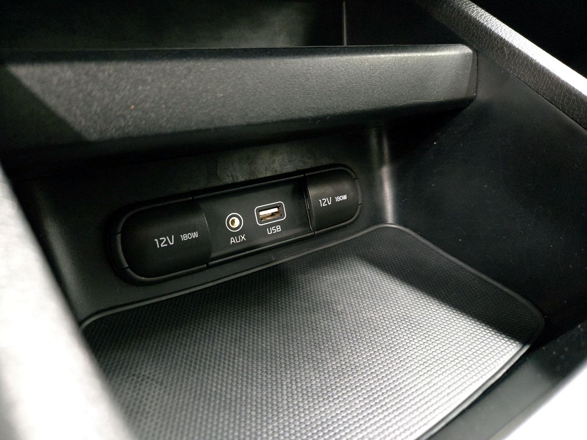 Thumbnail: 2021 Kia Forte - 18