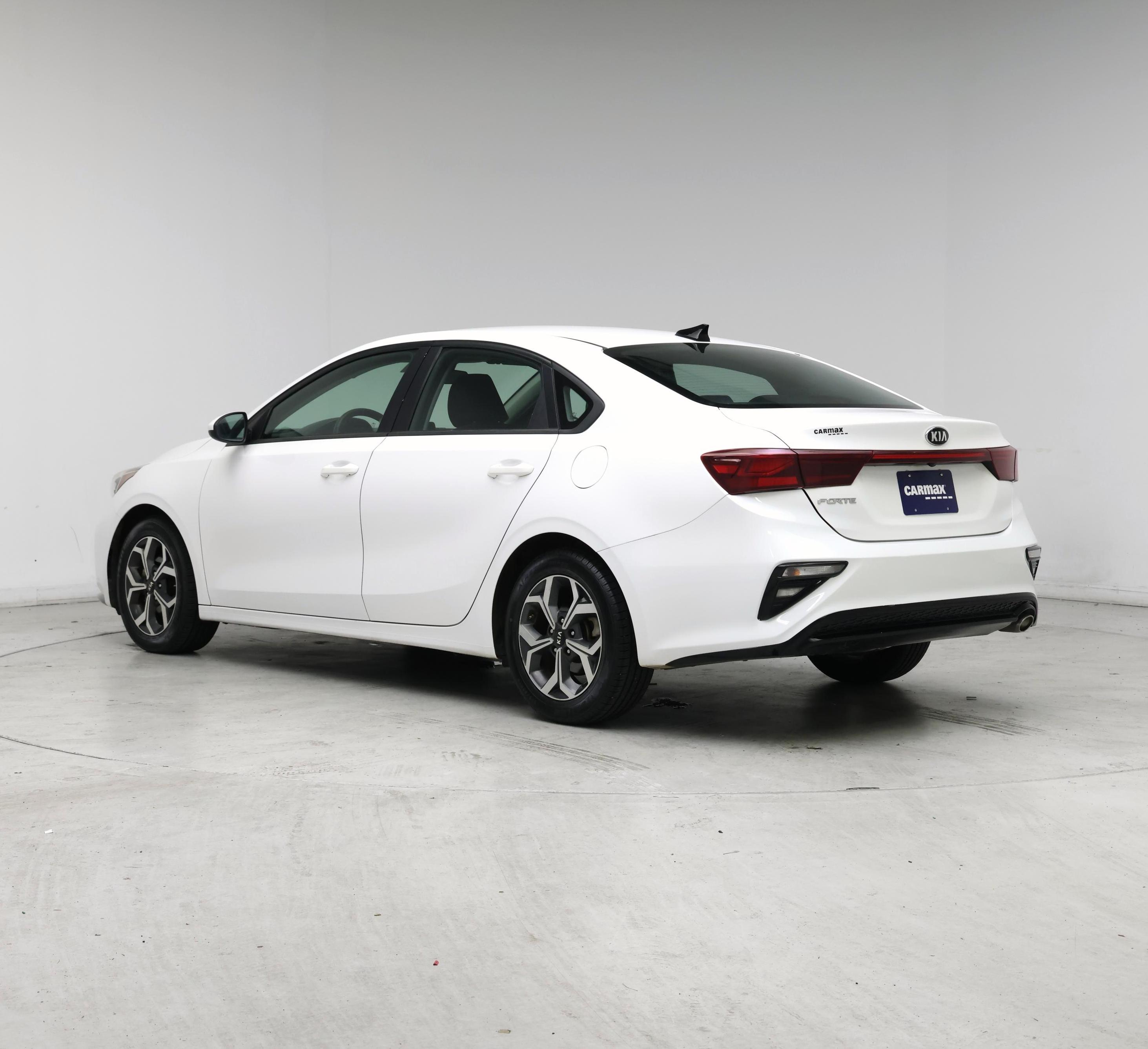 Thumbnail: 2021 Kia Forte - 2