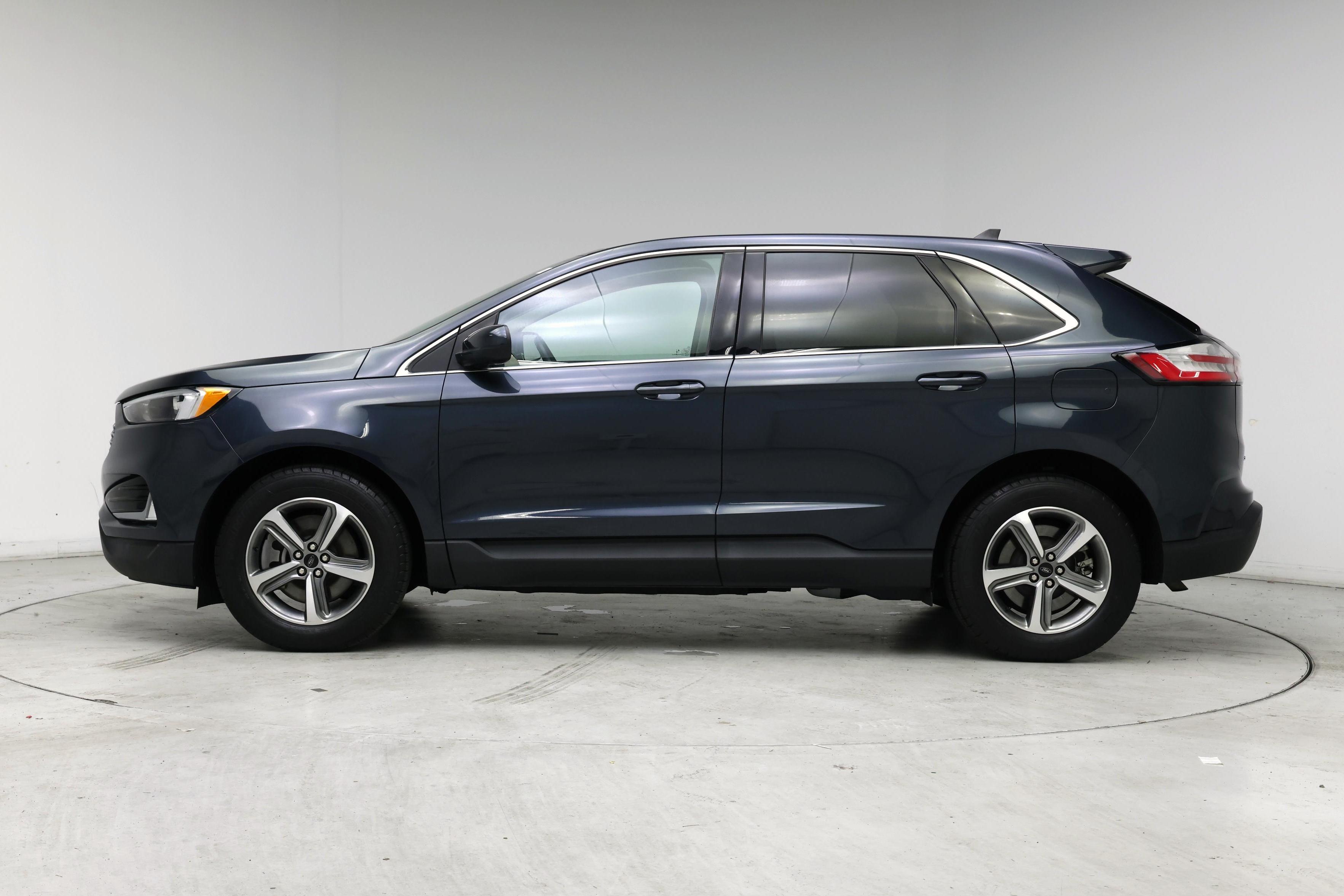 Thumbnail: 2023 Ford Edge - 3