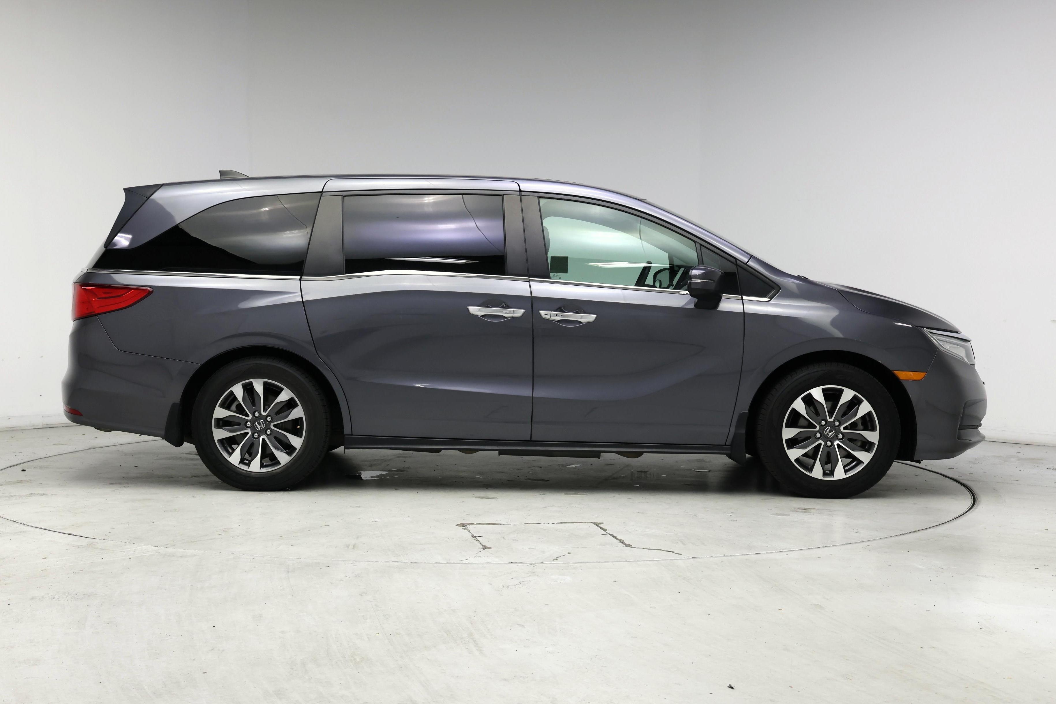 Thumbnail: 2023 Honda Odyssey - 7